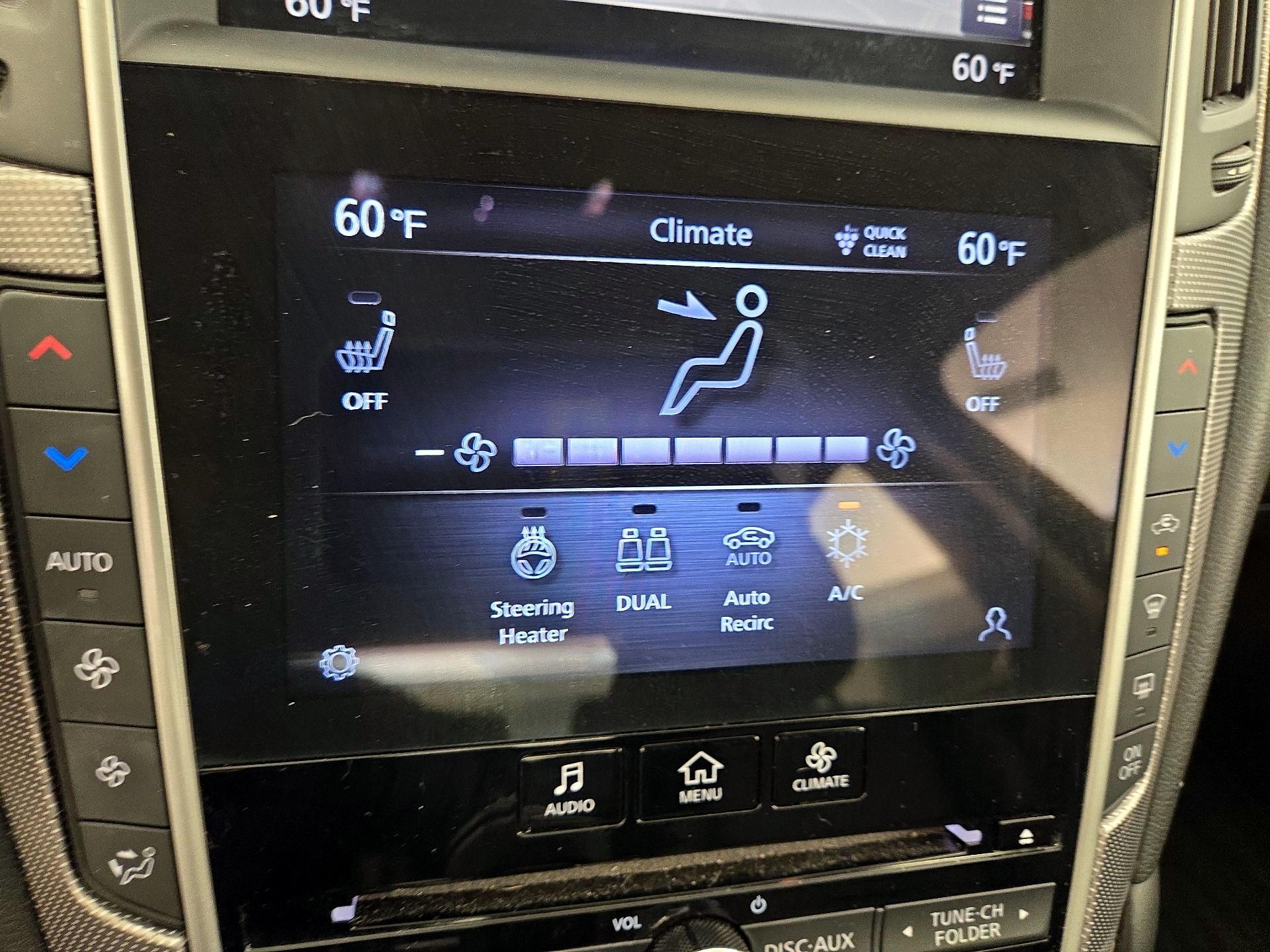 Thumbnail: 2020 INFINITI Q50 - 17