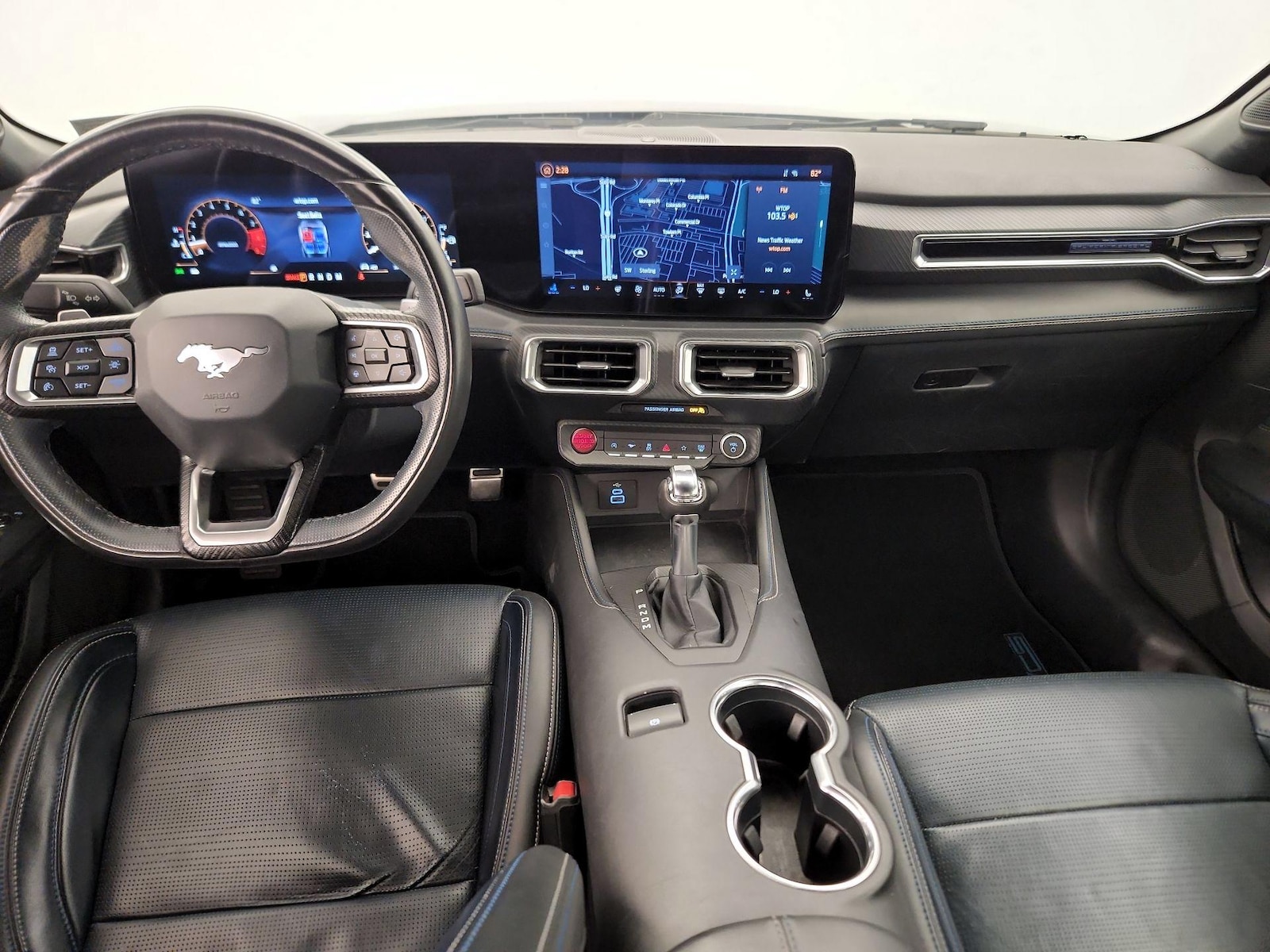 2025 Ford Mustang GT Premium - Photo 10