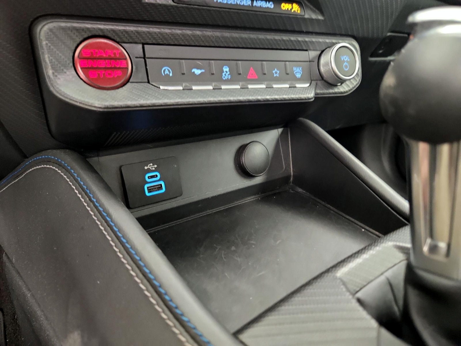 2025 Ford Mustang GT Premium - Photo 20