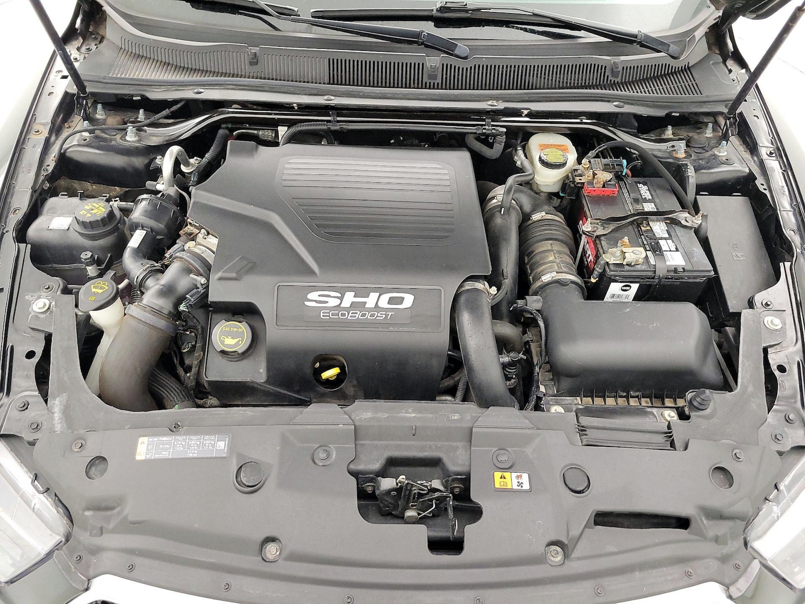 2017 Ford Taurus SHO - Photo 24
