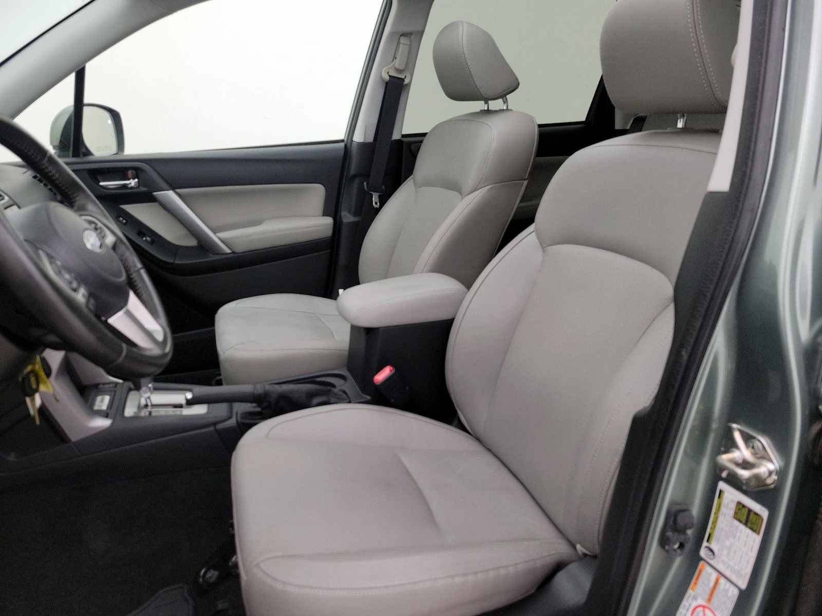 2017 Subaru Forester Limited - Photo 12
