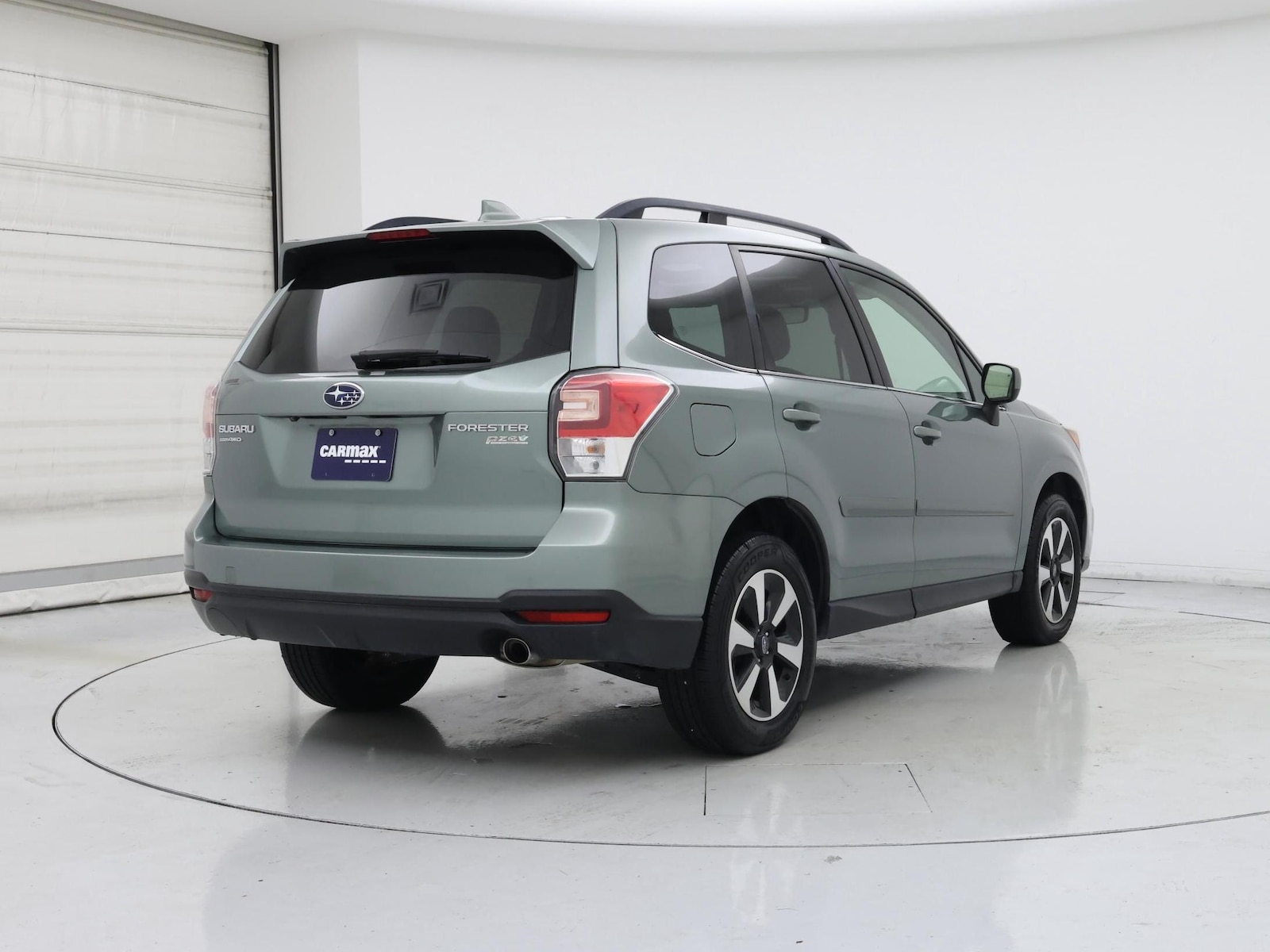 2017 Subaru Forester Limited - Photo 9
