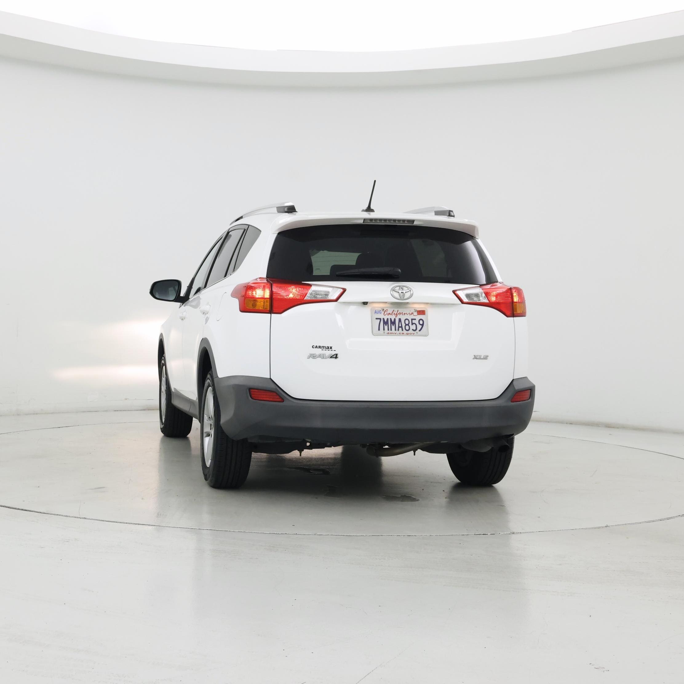 Thumbnail: 2015 Toyota RAV4 - 6