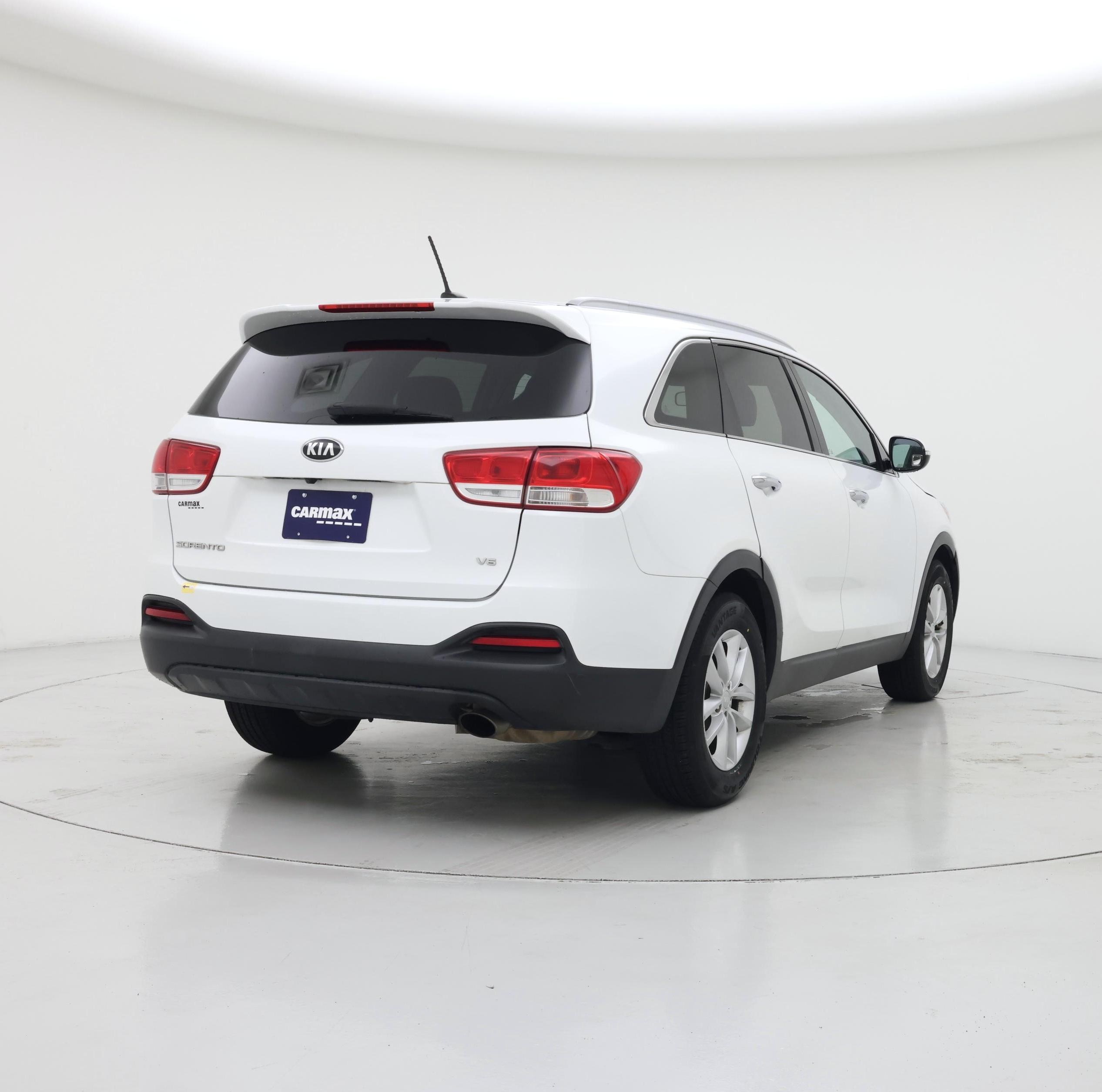 Thumbnail: 2018 Kia Sorento - 8