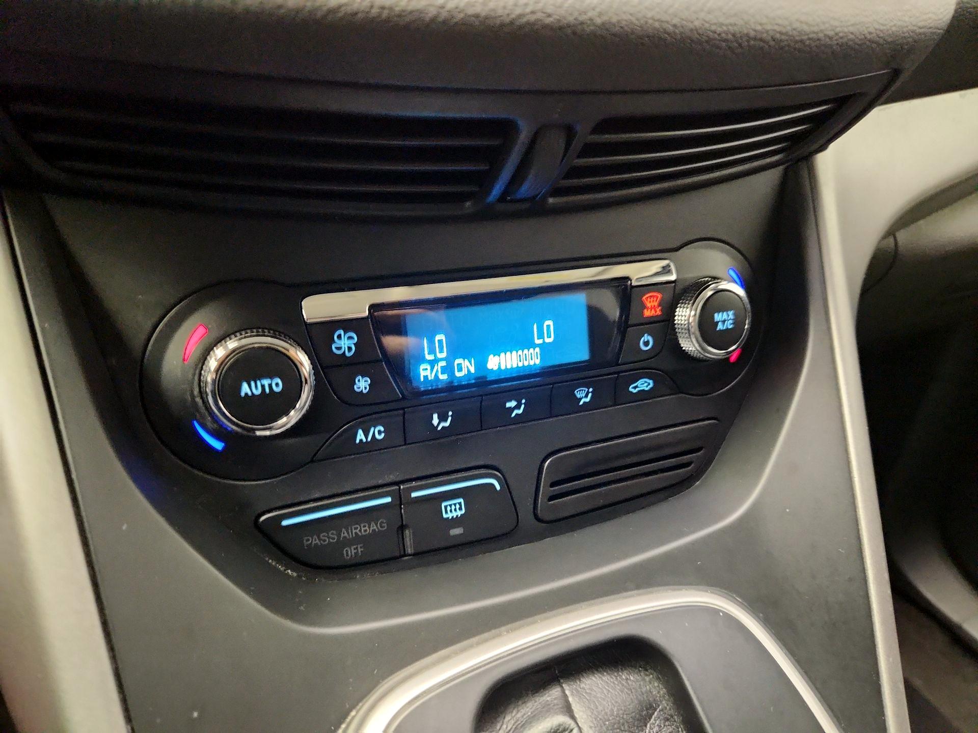 Thumbnail: 2014 Ford Escape - 14