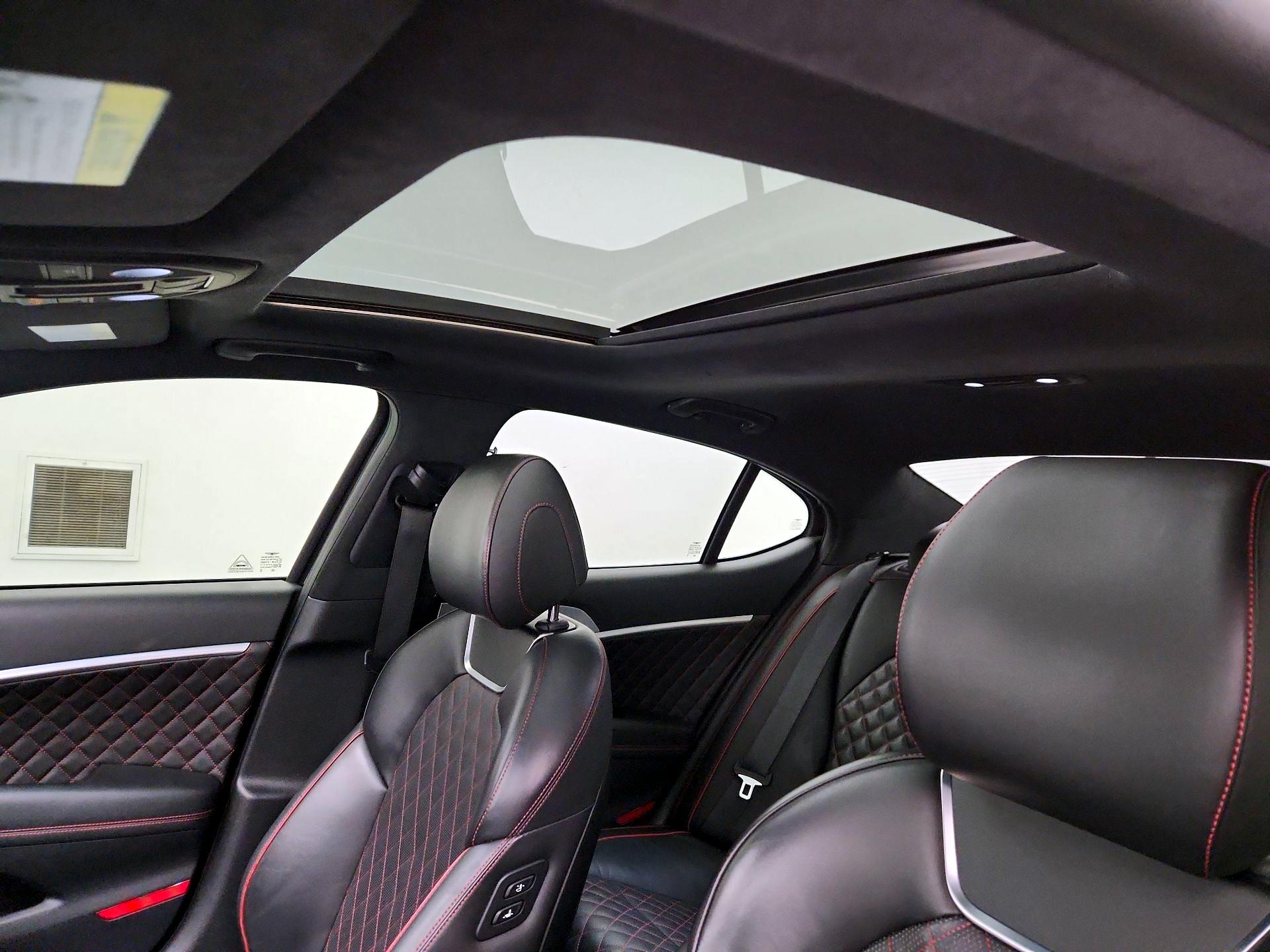 Thumbnail: 2020 Genesis G70 - 20