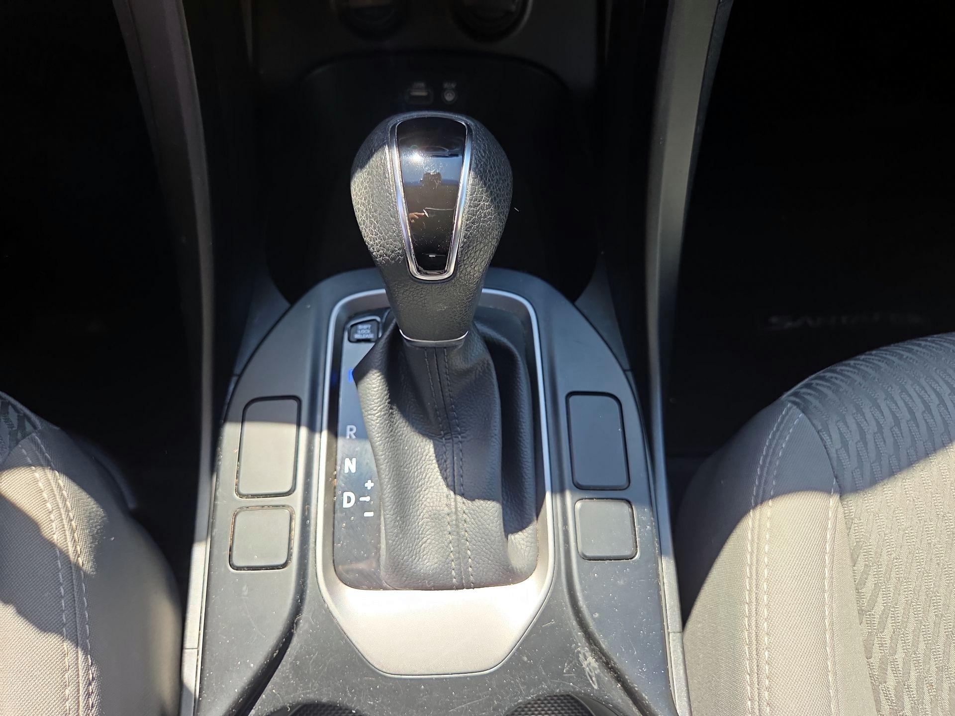 Thumbnail: 2018 Hyundai Santa Fe - 15