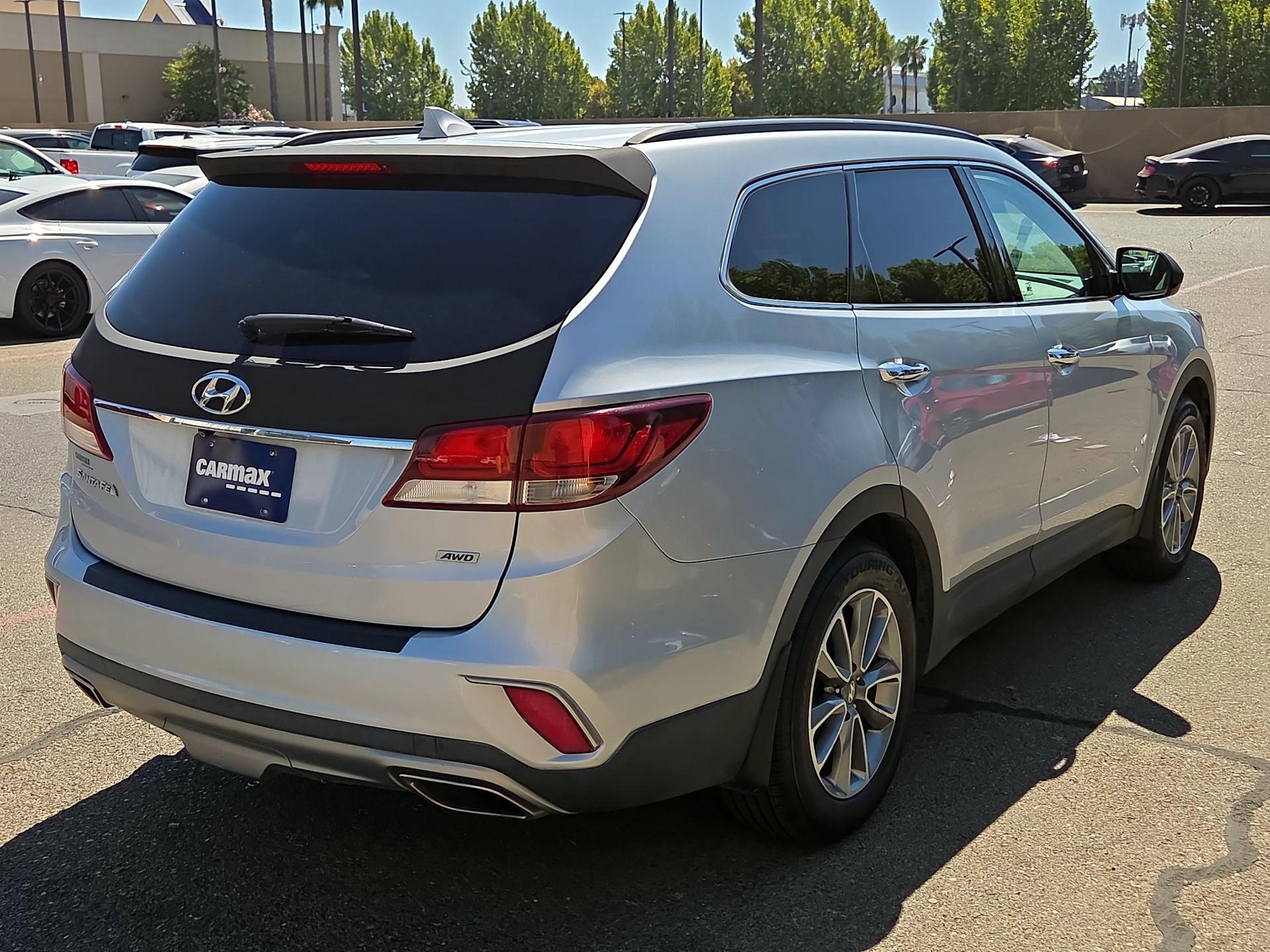 Thumbnail: 2018 Hyundai Santa Fe - 5