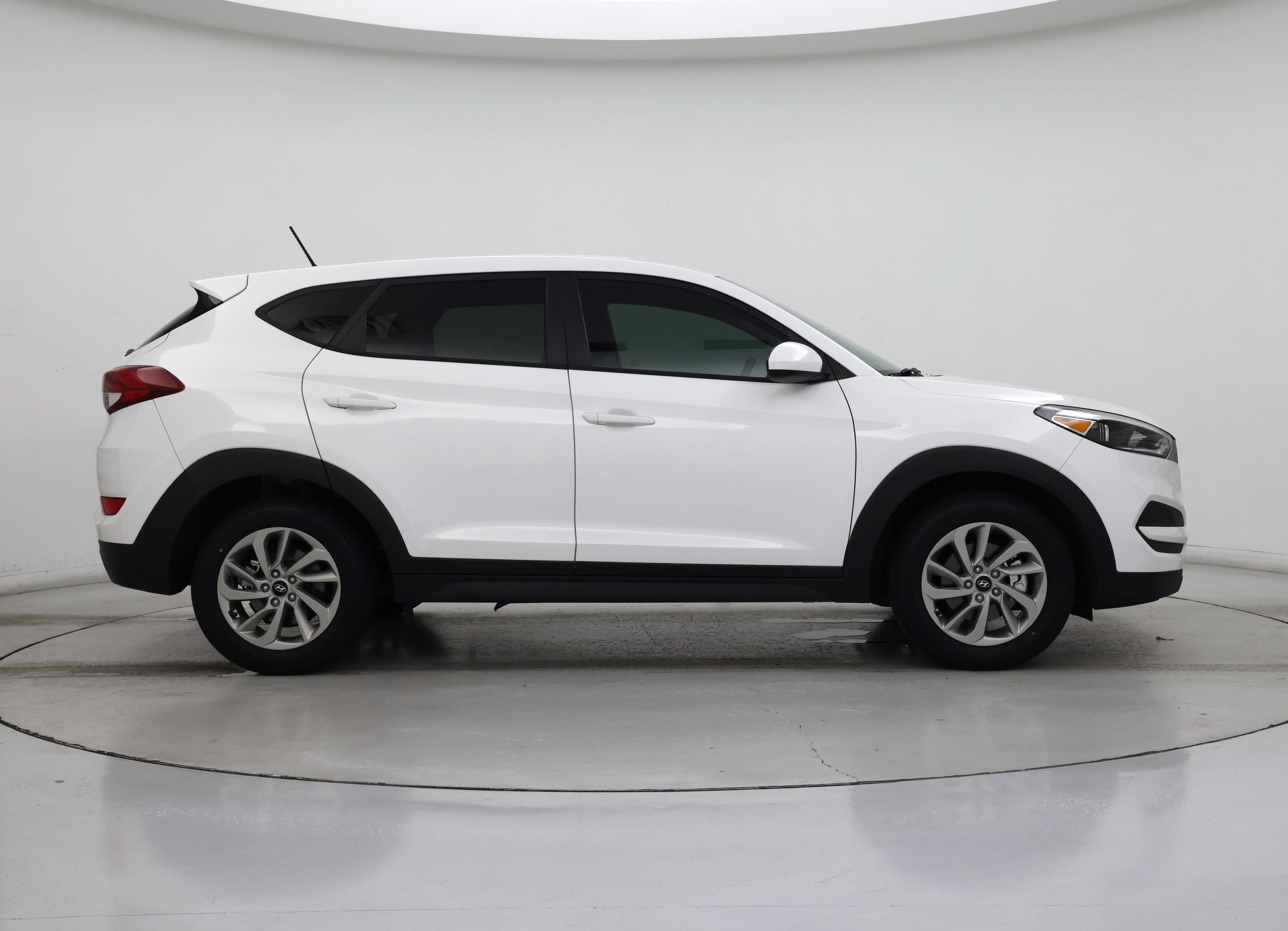 Thumbnail: 2017 Hyundai Tucson - 7