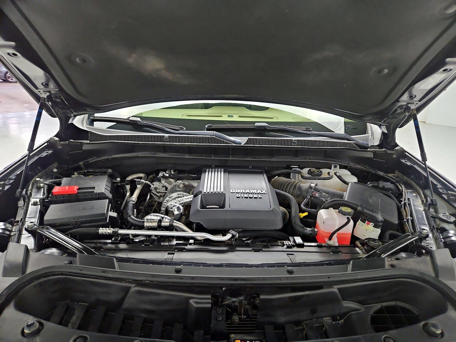 2024 Chevrolet Suburban Premier - Photo 24