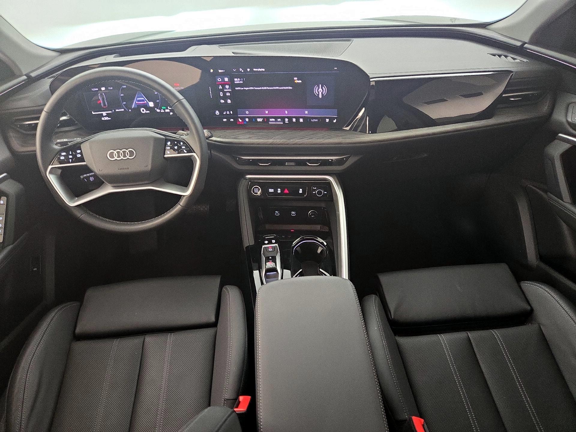 Thumbnail: 2025 Audi Q5 - 9