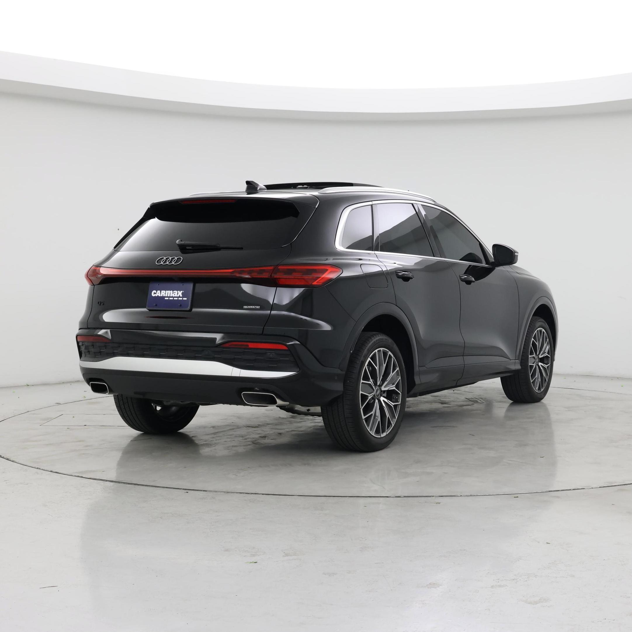 Thumbnail: 2025 Audi Q5 - 8