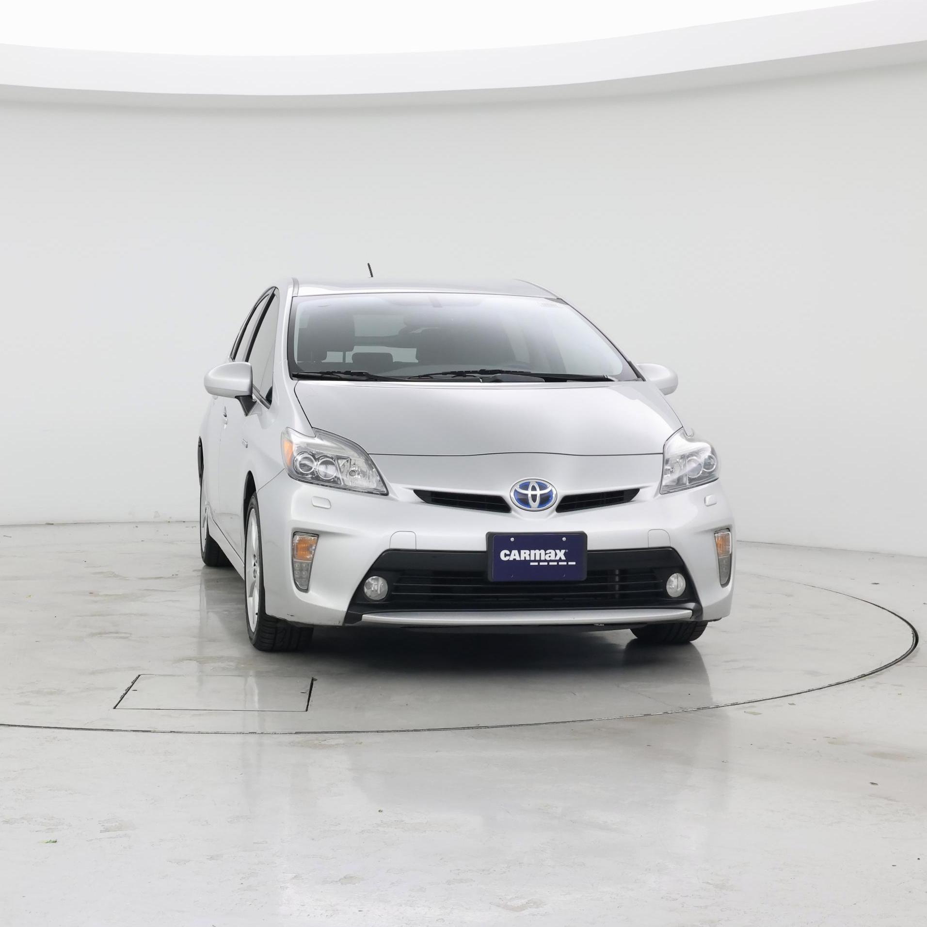 Thumbnail: 2014 Toyota Prius - 5