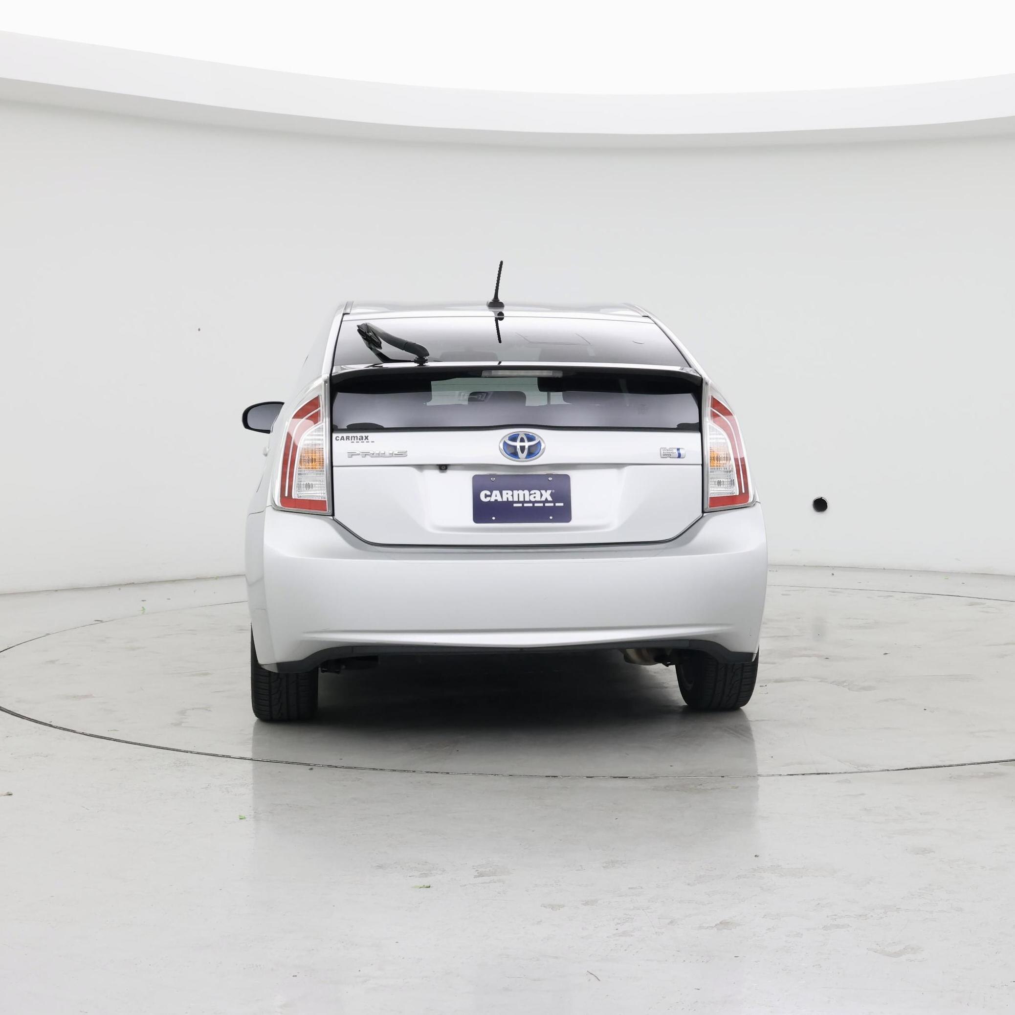Thumbnail: 2014 Toyota Prius - 6