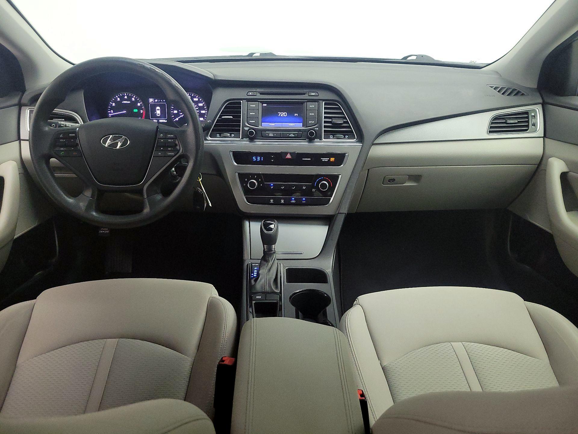 Thumbnail: 2015 Hyundai Sonata - 9