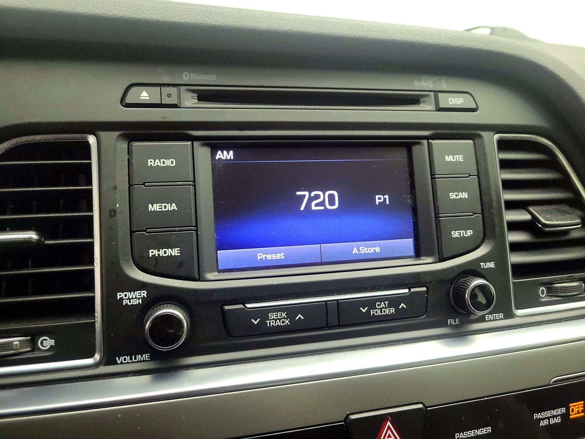 Thumbnail: 2015 Hyundai Sonata - 14