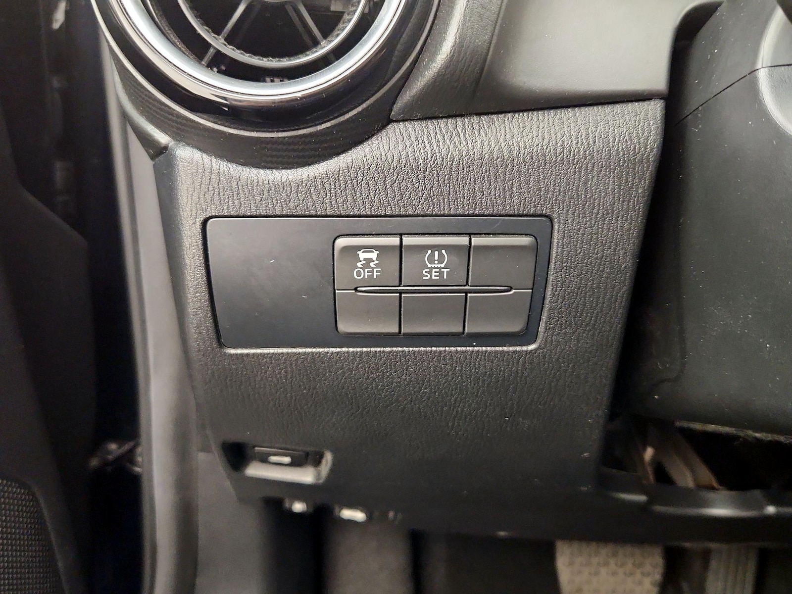2016 Scion iA Base - Photo 14