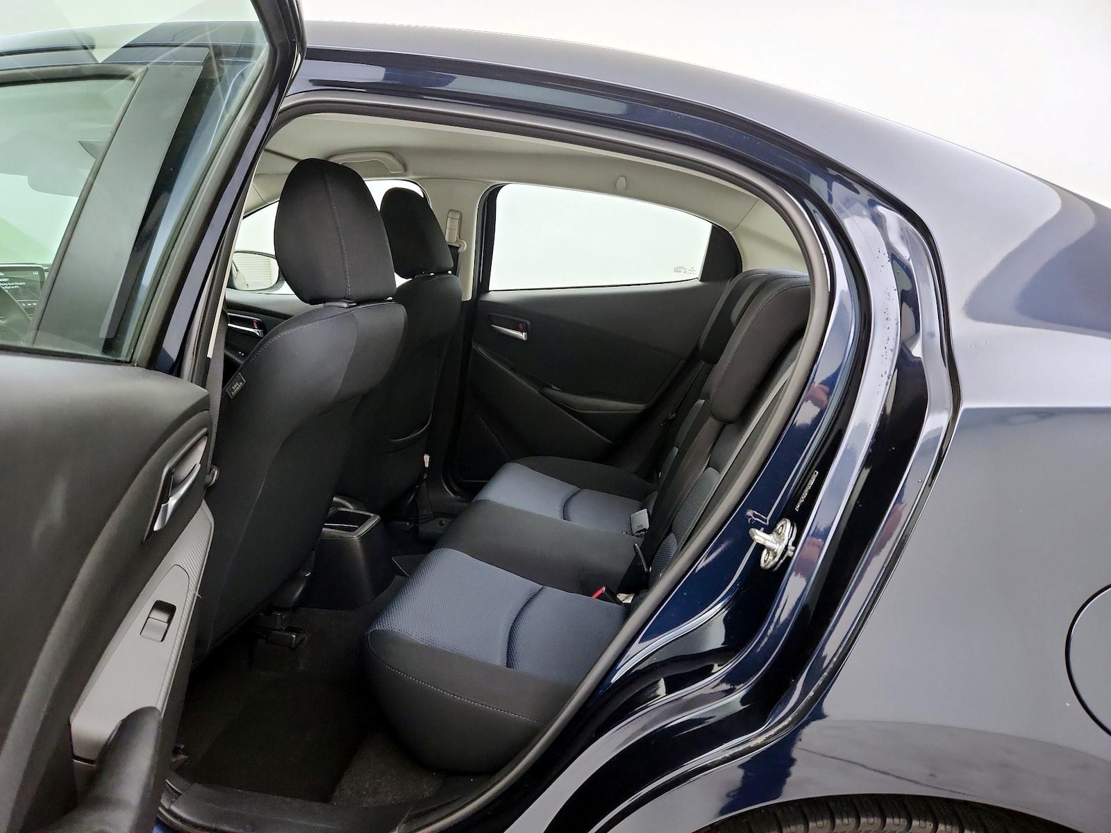 2016 Scion iA Base - Photo 20