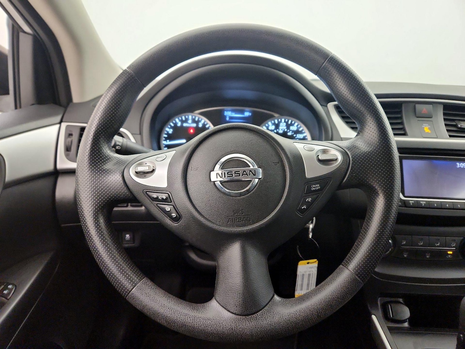 2018 Nissan Sentra S - Photo 11