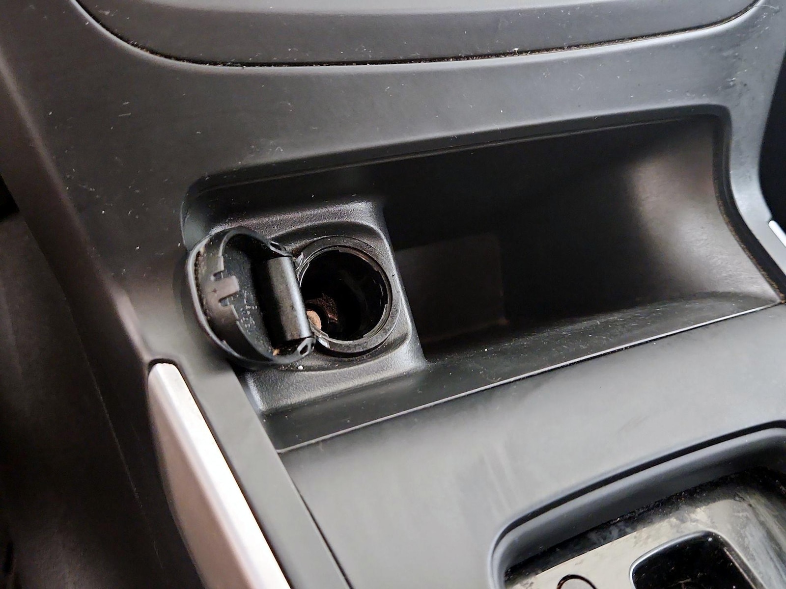 2018 Nissan Sentra S - Photo 18