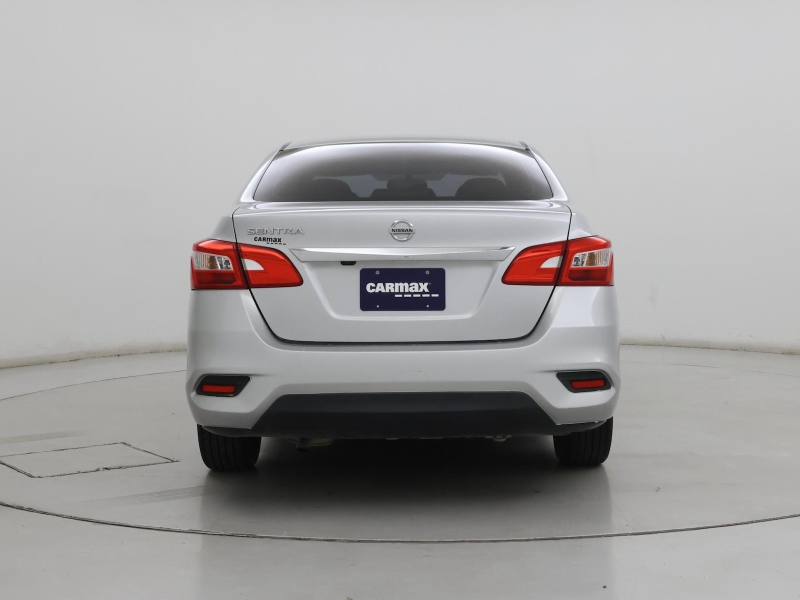 2018 Nissan Sentra S - Photo 7
