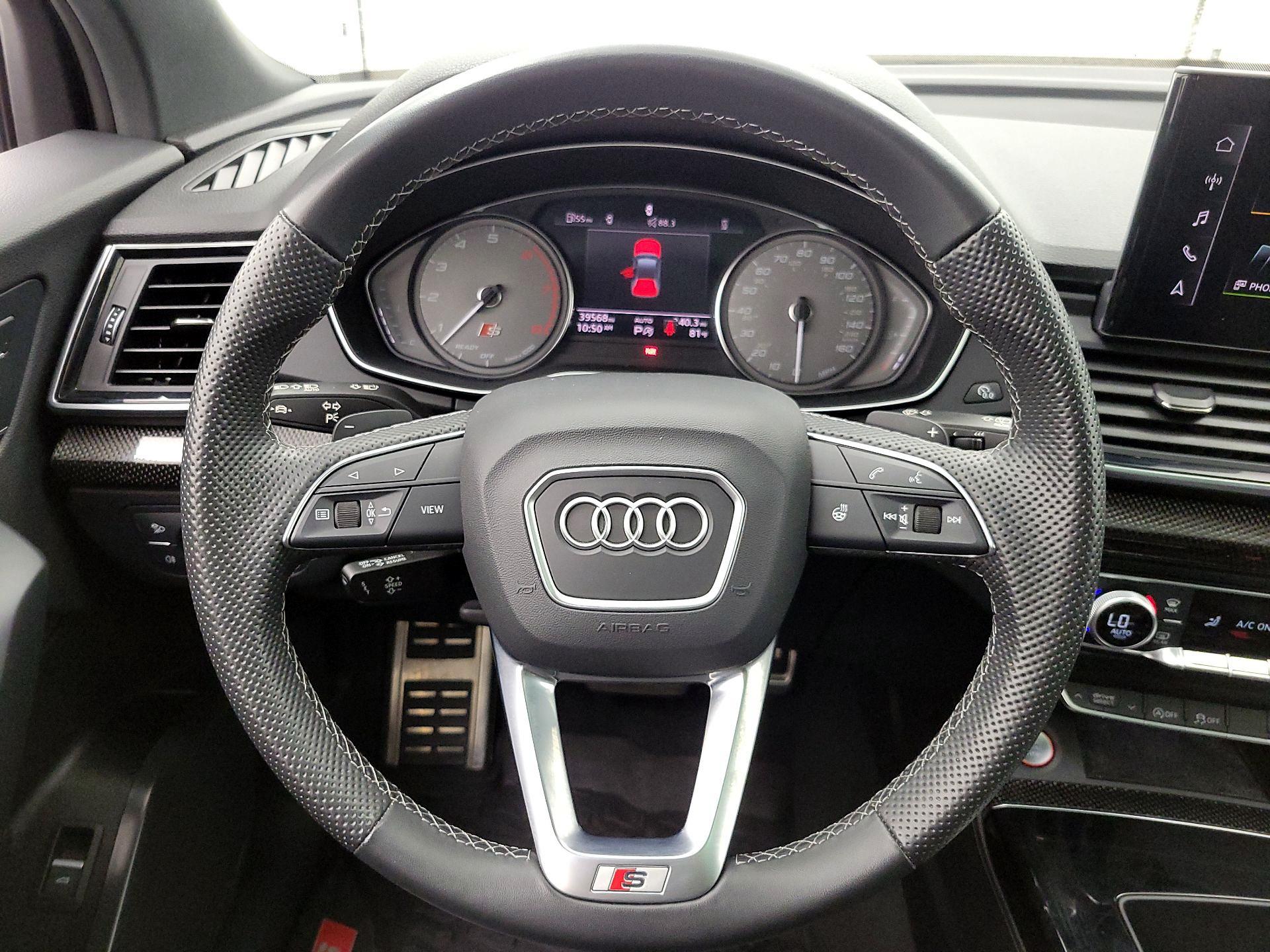 Thumbnail: 2022 Audi SQ5 - 10