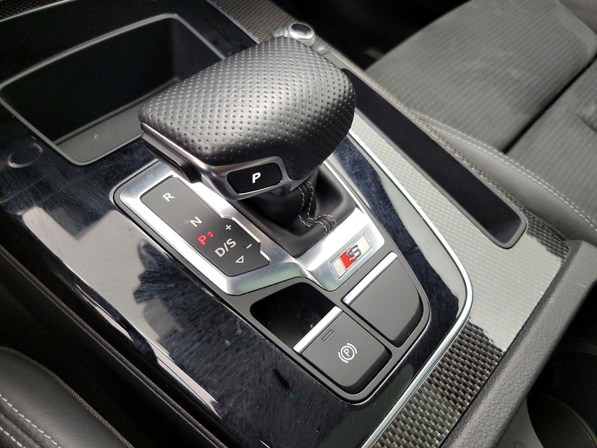 Thumbnail: 2022 Audi SQ5 - 17