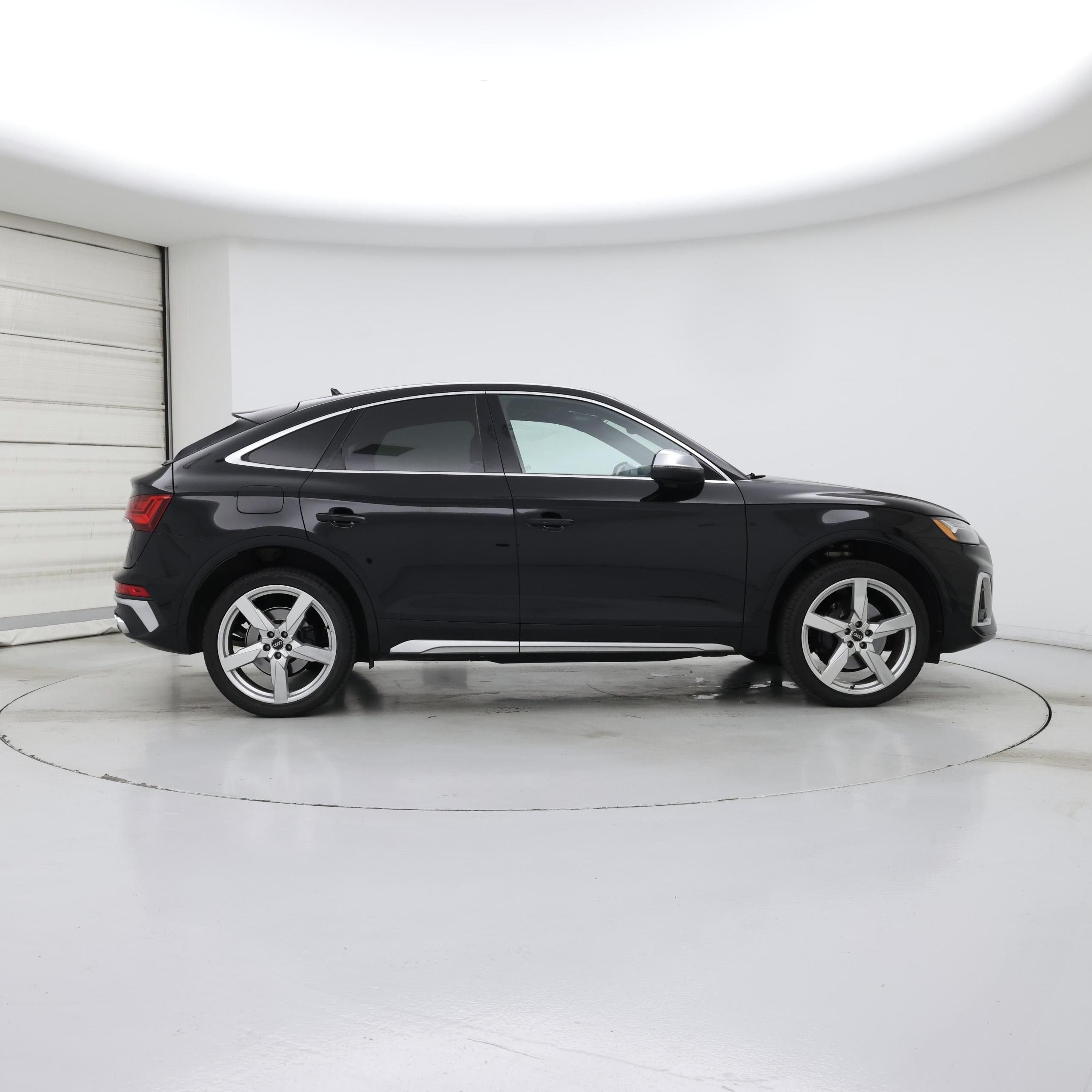 Thumbnail: 2022 Audi SQ5 - 7