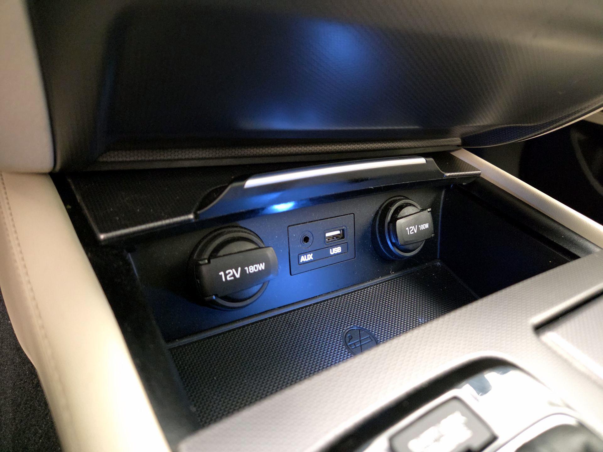 Thumbnail: 2017 Genesis G80 - 18