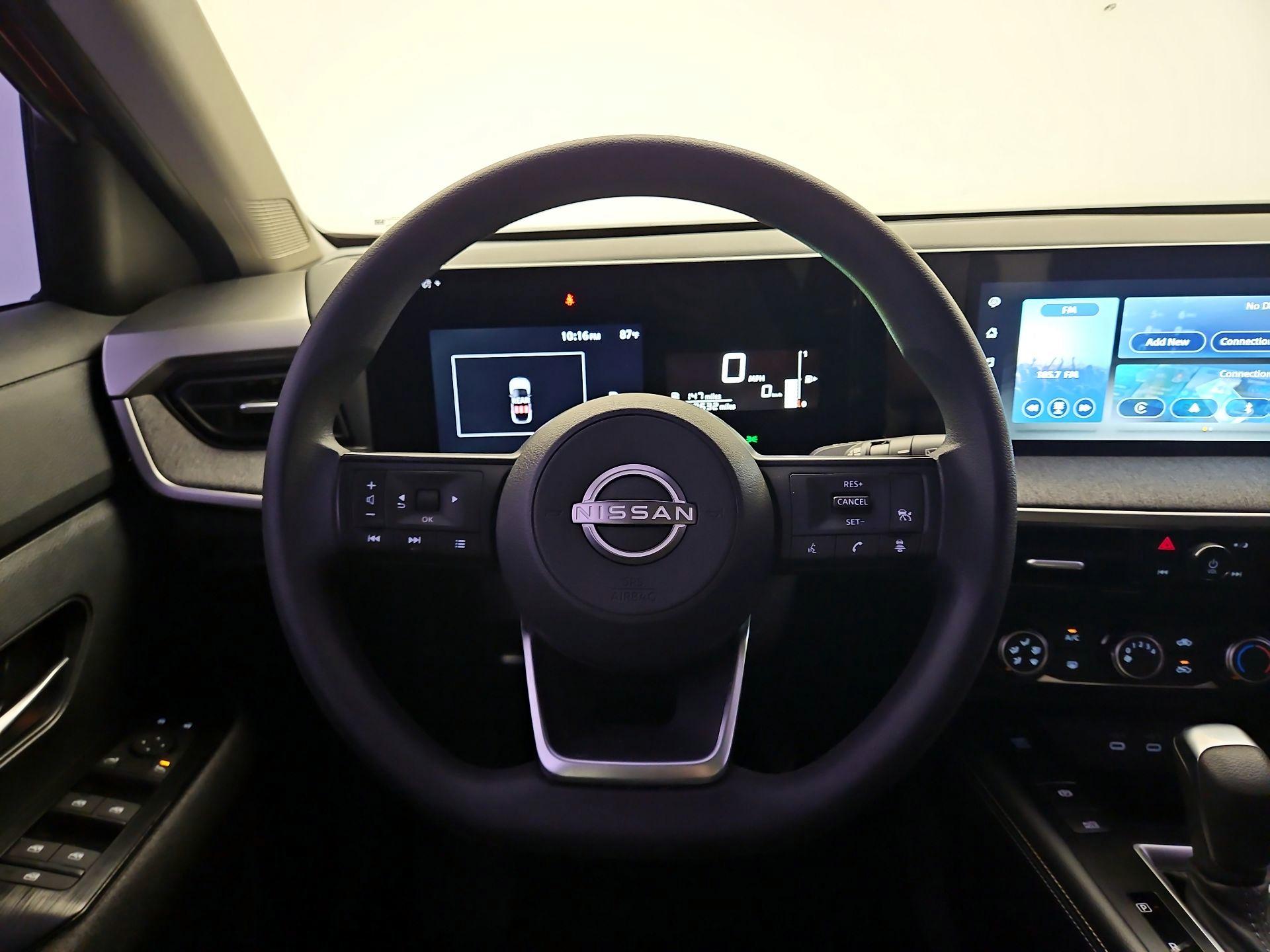 Thumbnail: 2025 Nissan Kicks - 10