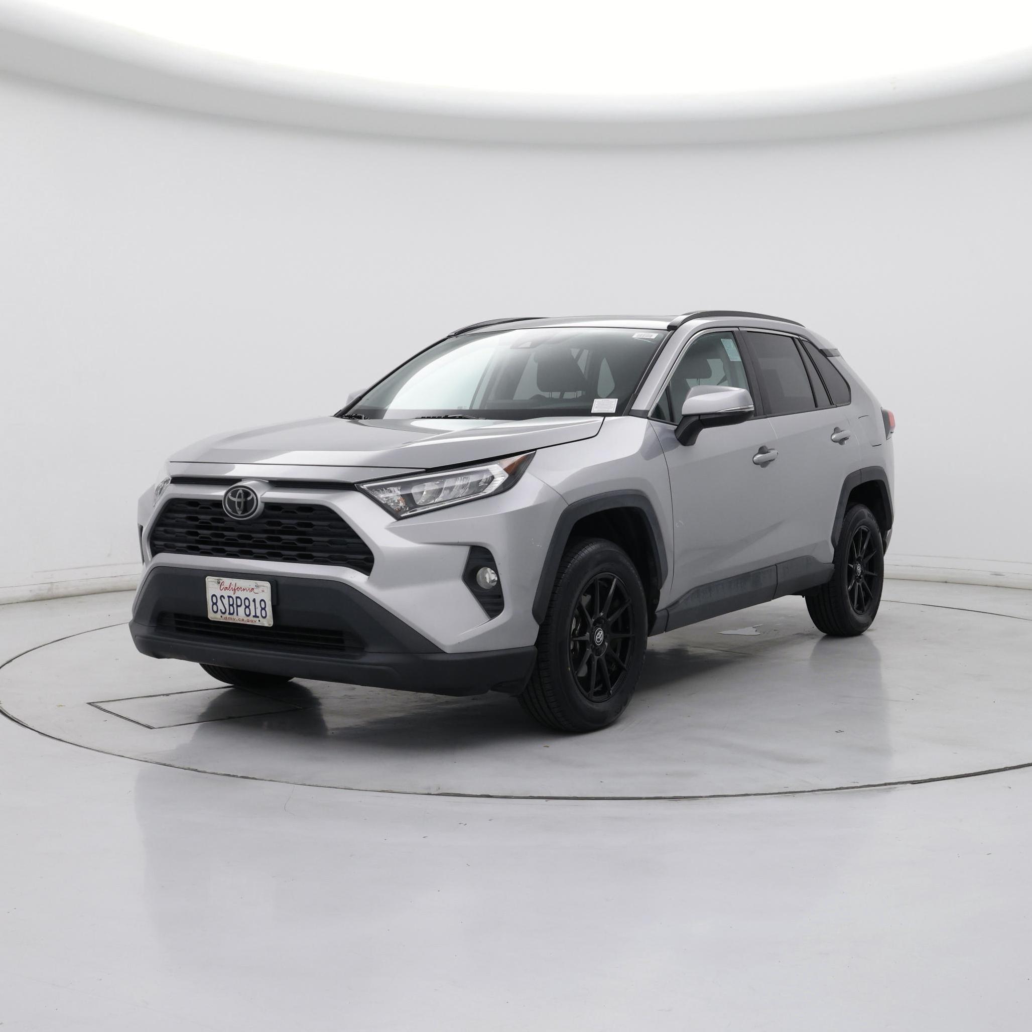 Thumbnail: 2020 Toyota RAV4 - 4