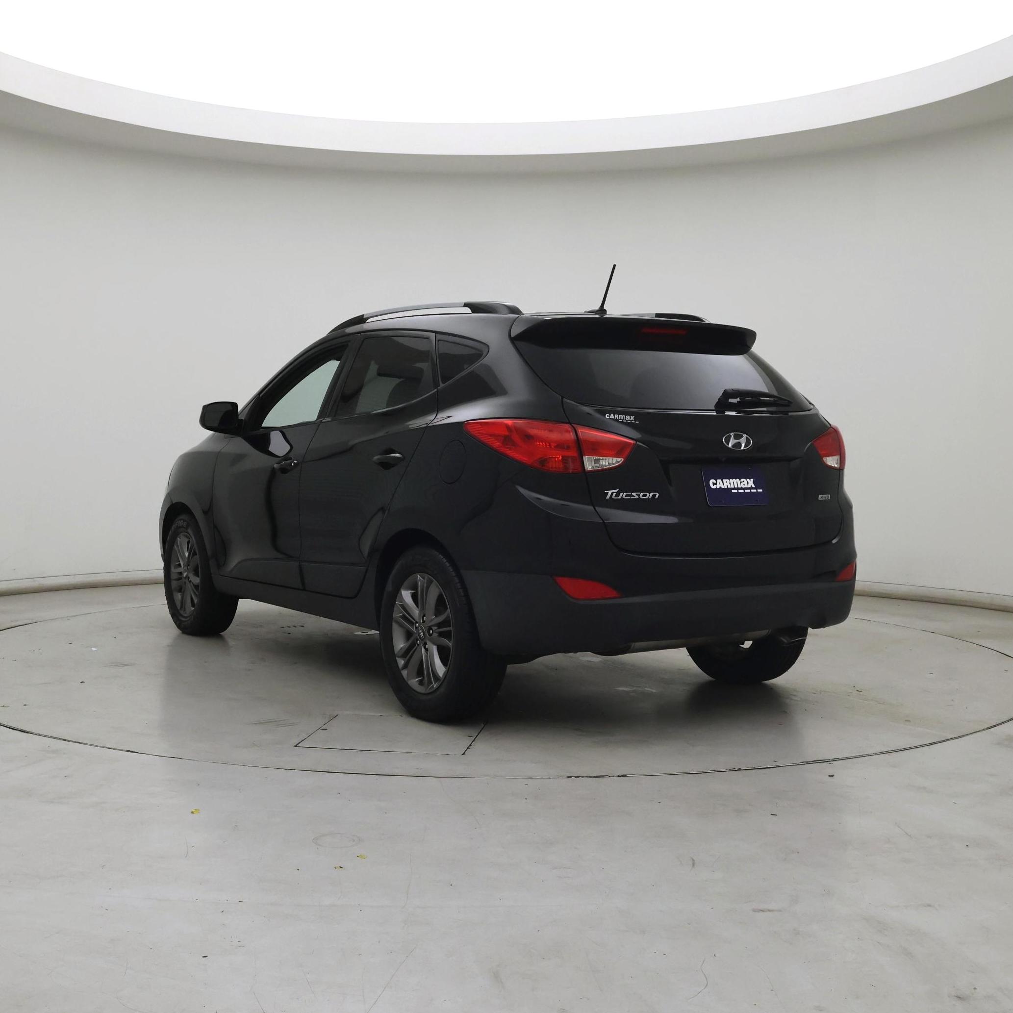 Thumbnail: 2015 Hyundai Tucson - 2