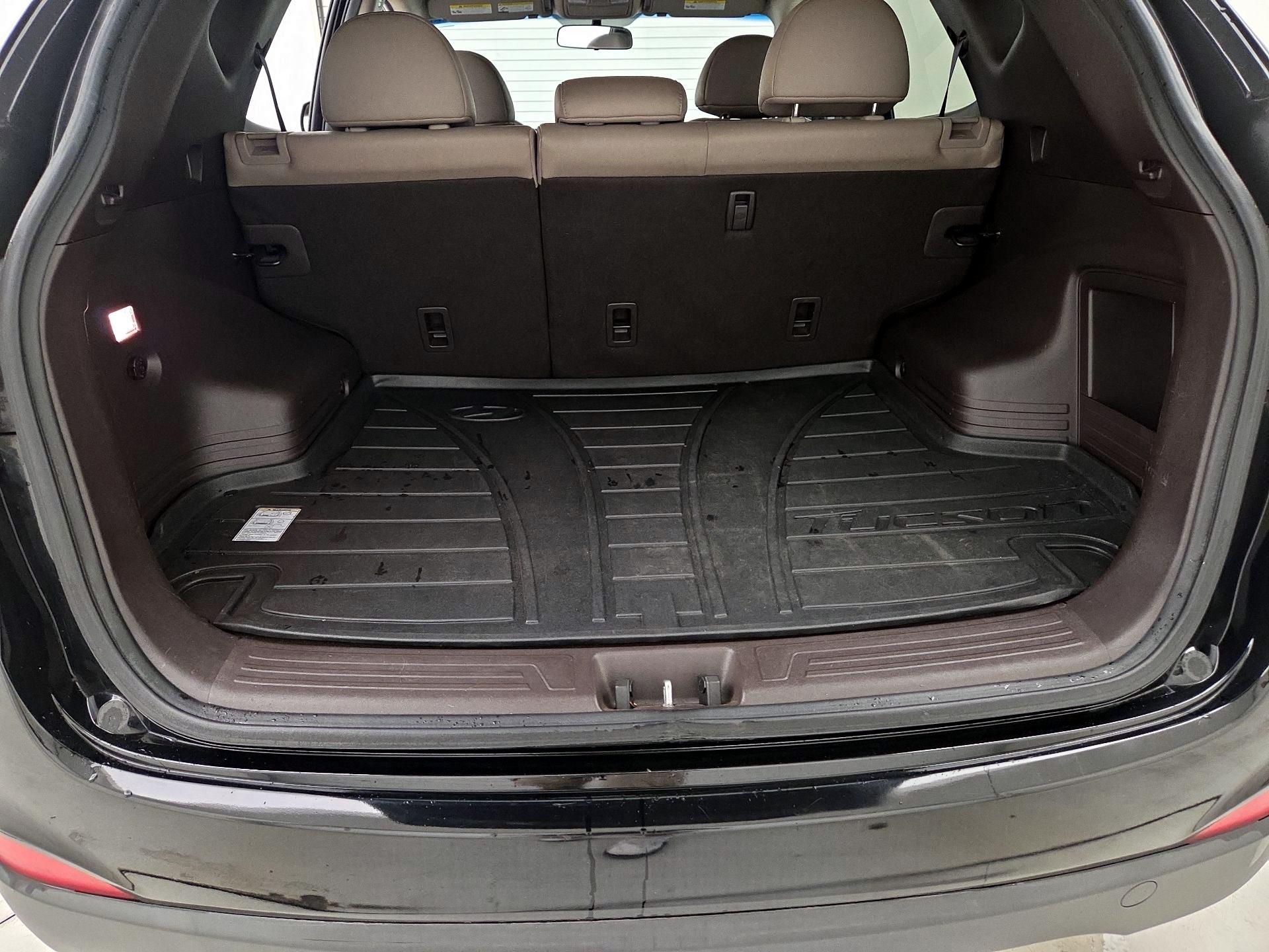 Thumbnail: 2015 Hyundai Tucson - 20