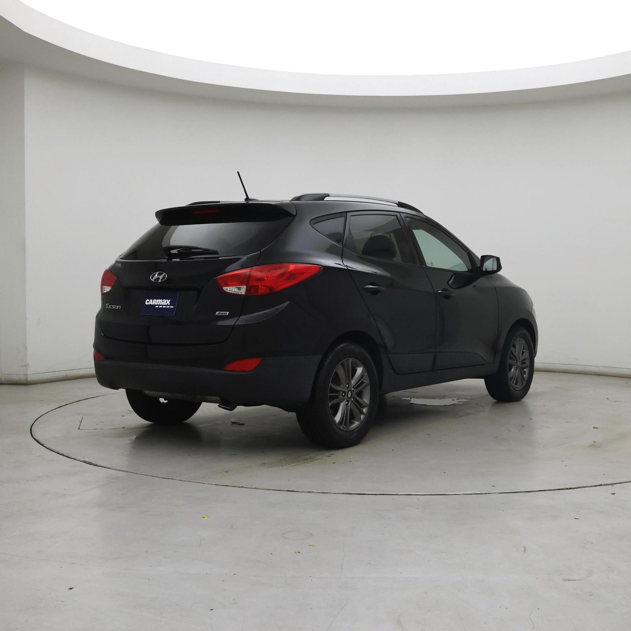 Thumbnail: 2015 Hyundai Tucson - 8