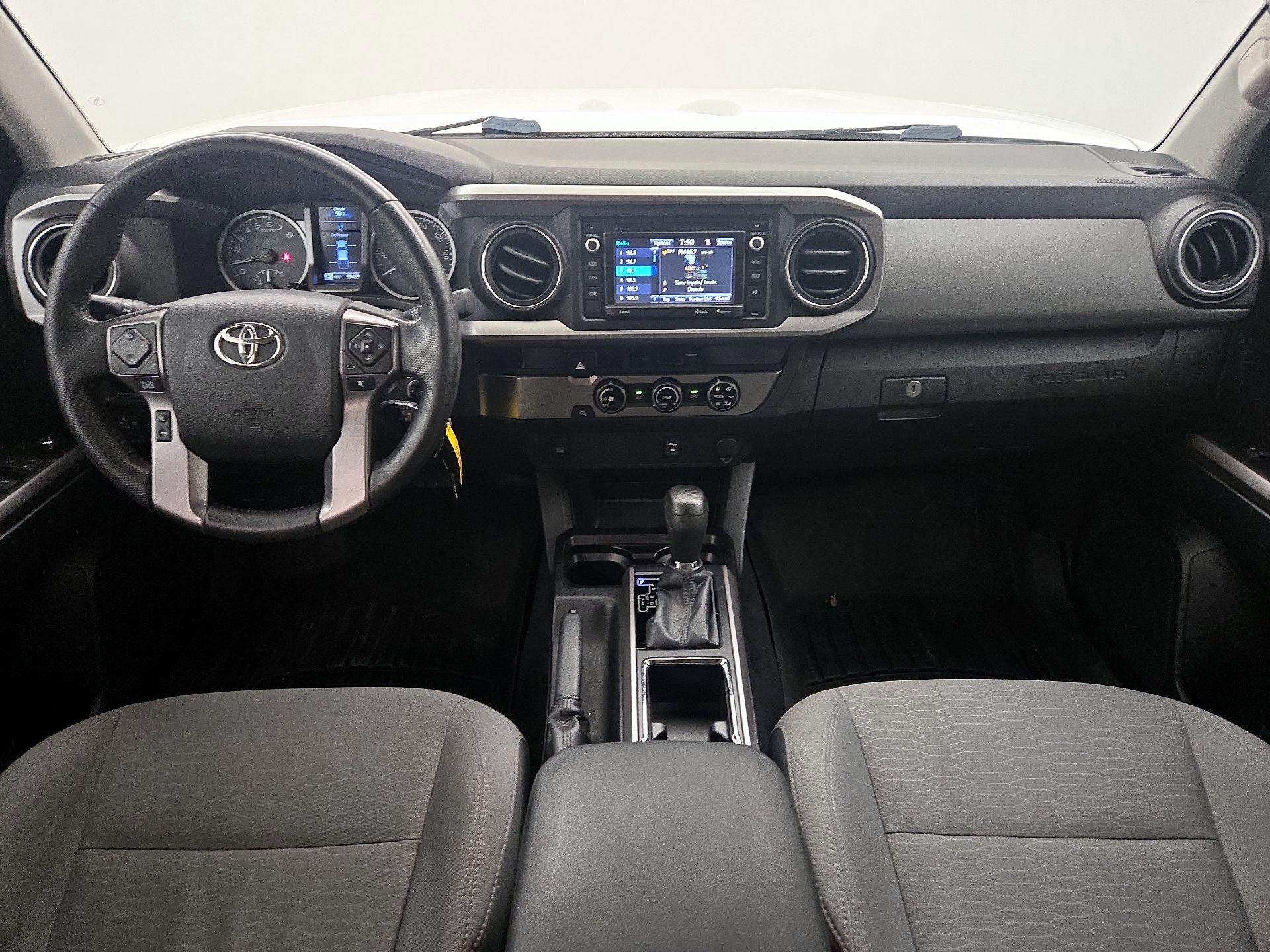 Thumbnail: 2017 Toyota Tacoma - 9