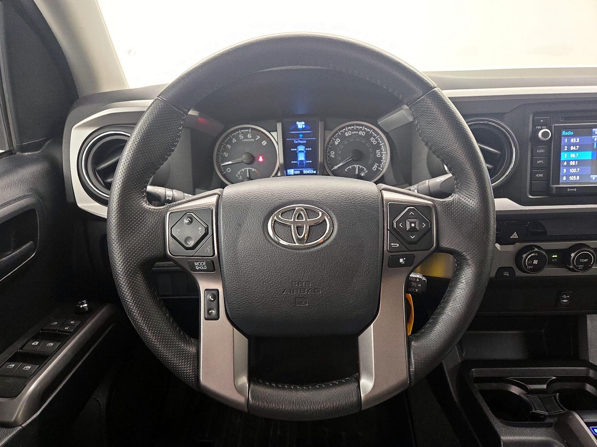 Thumbnail: 2017 Toyota Tacoma - 10