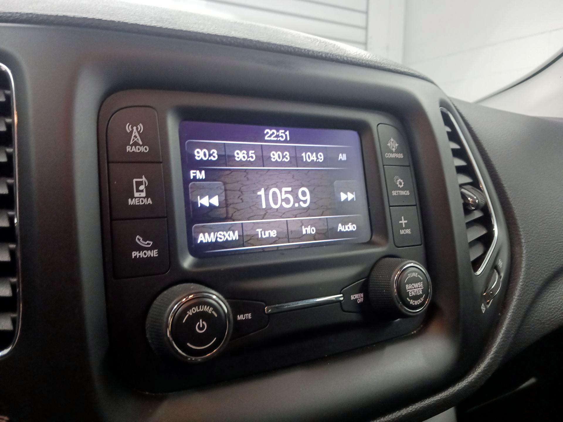Thumbnail: 2017 Jeep Compass - 13
