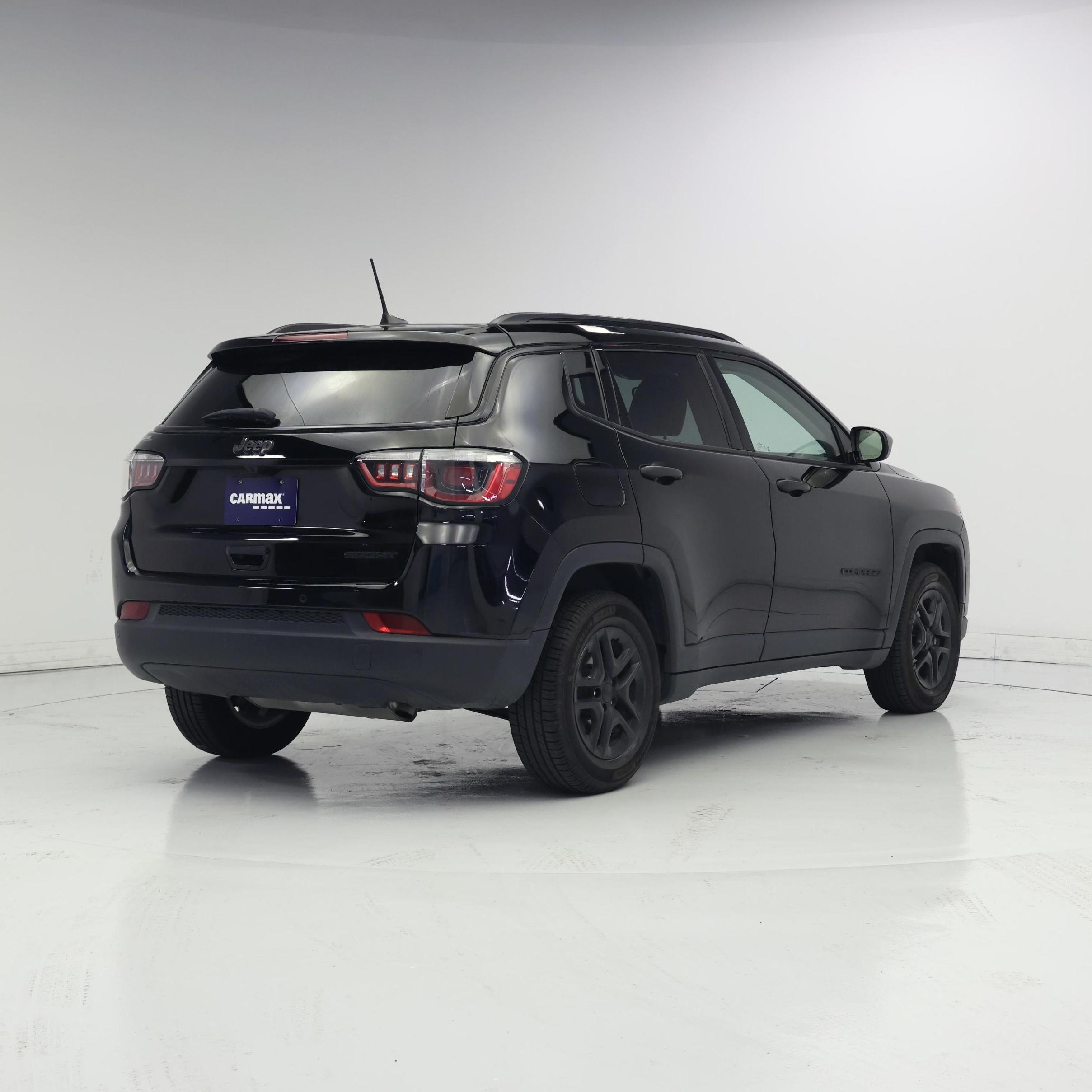 Thumbnail: 2017 Jeep Compass - 8