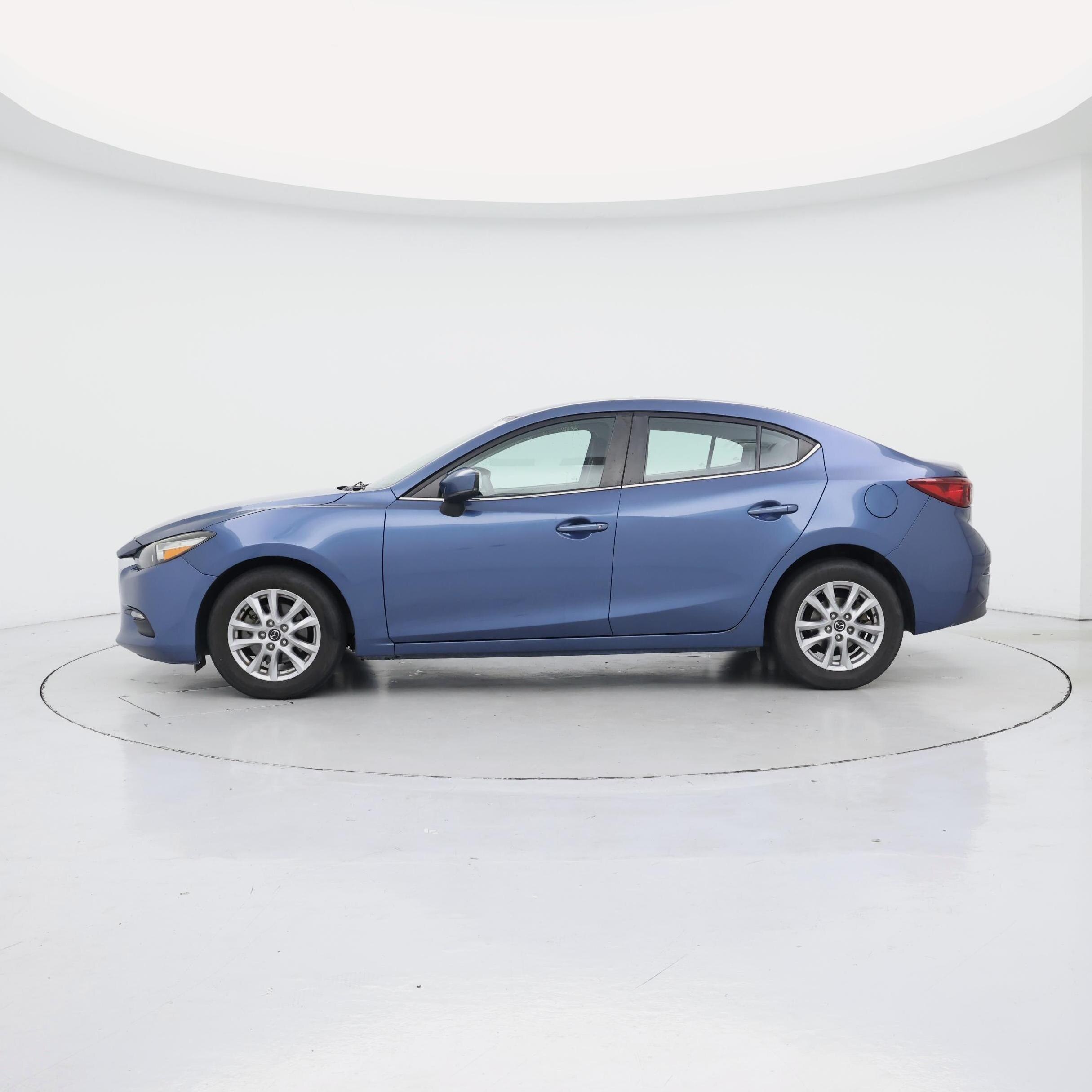 Thumbnail: 2017 Mazda Mazda3 - 3