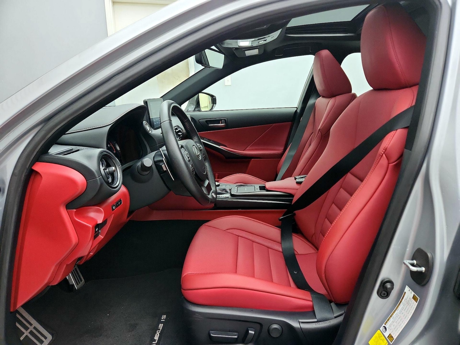 2023 Lexus IS 350 F SPORT - Photo 12