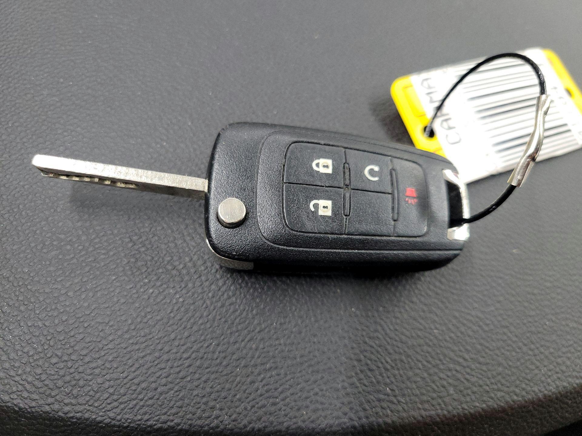 Thumbnail: 2016 Chevrolet Equinox - 9