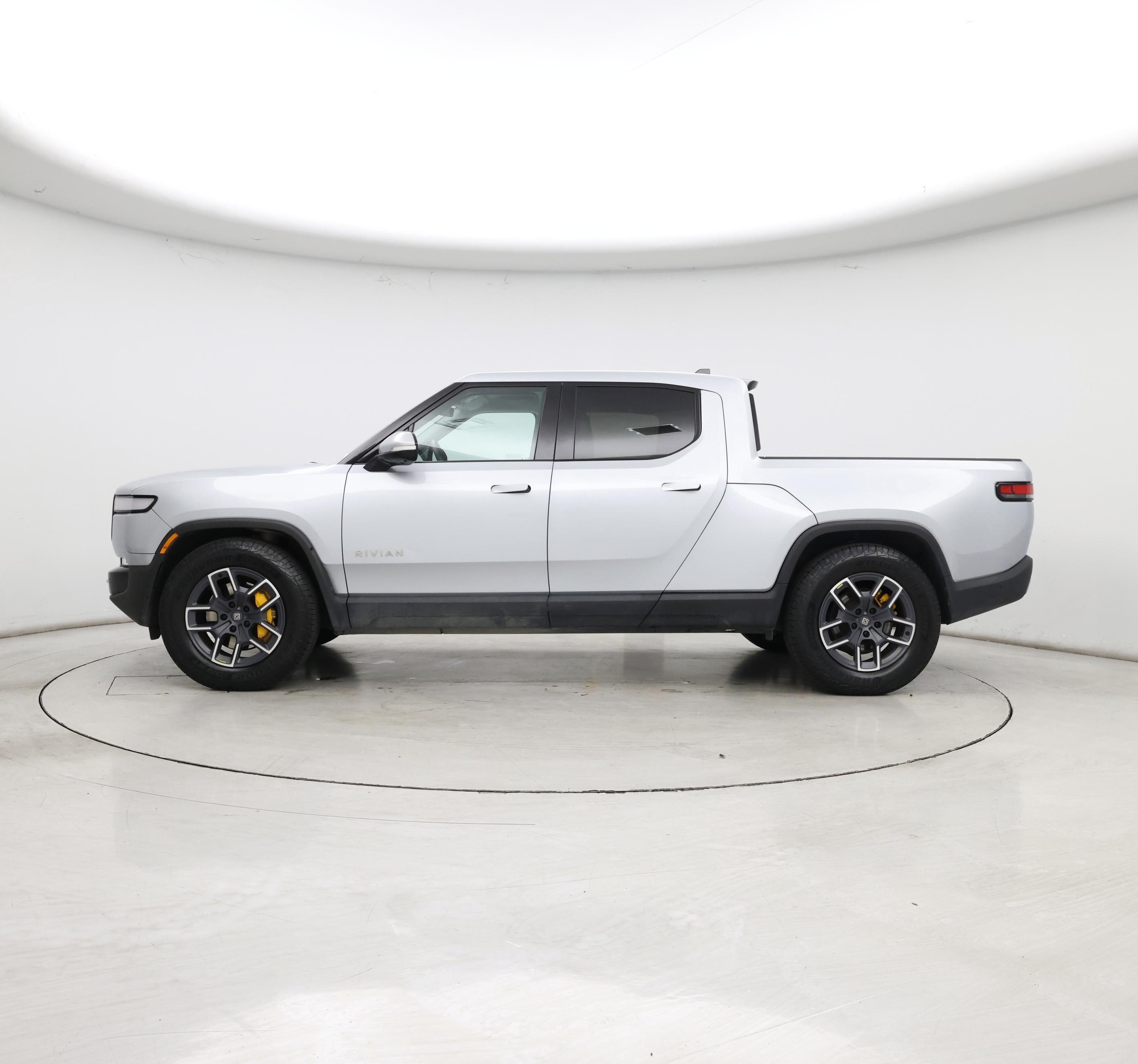 Thumbnail: 2023 Rivian R1T - 3