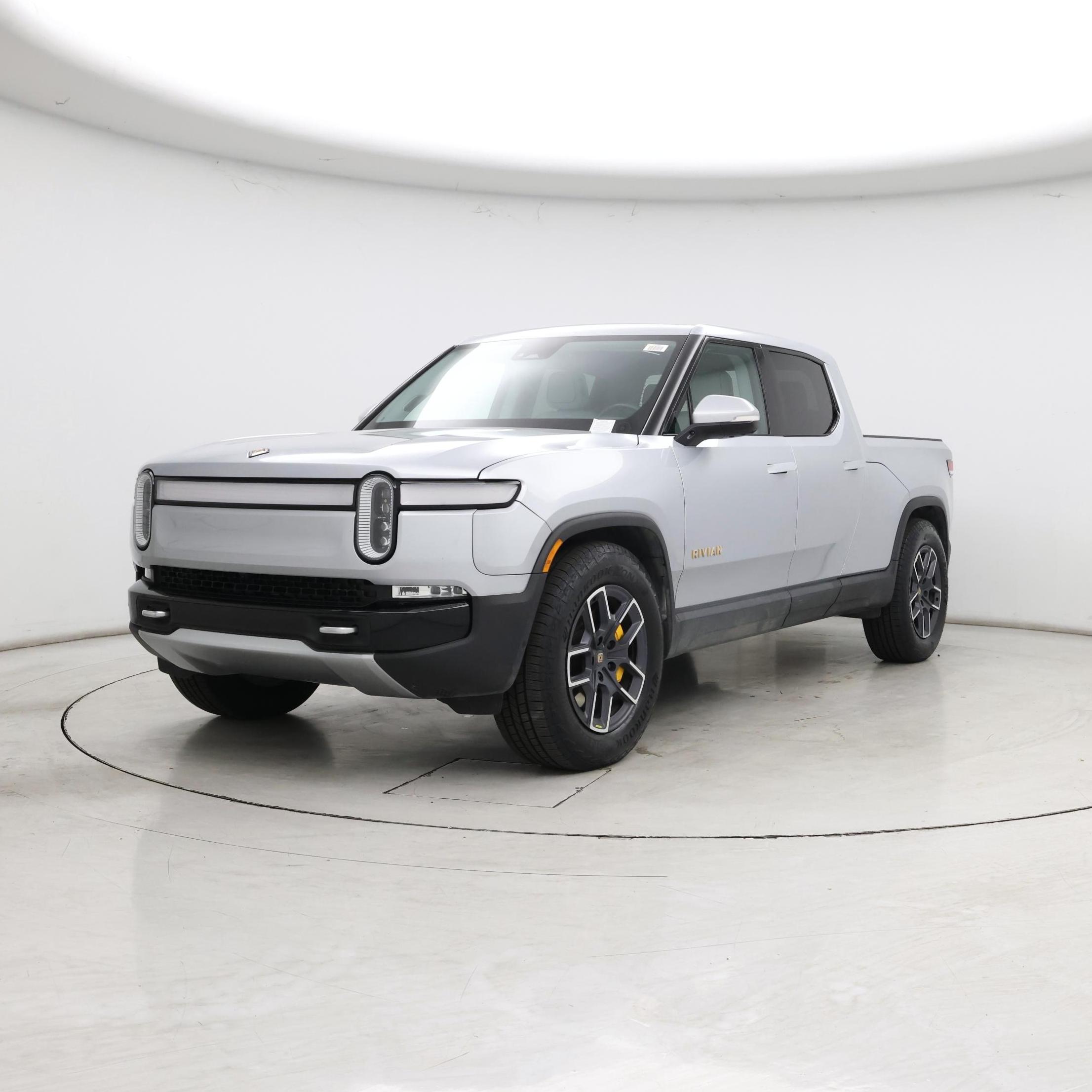 Thumbnail: 2023 Rivian R1T - 4