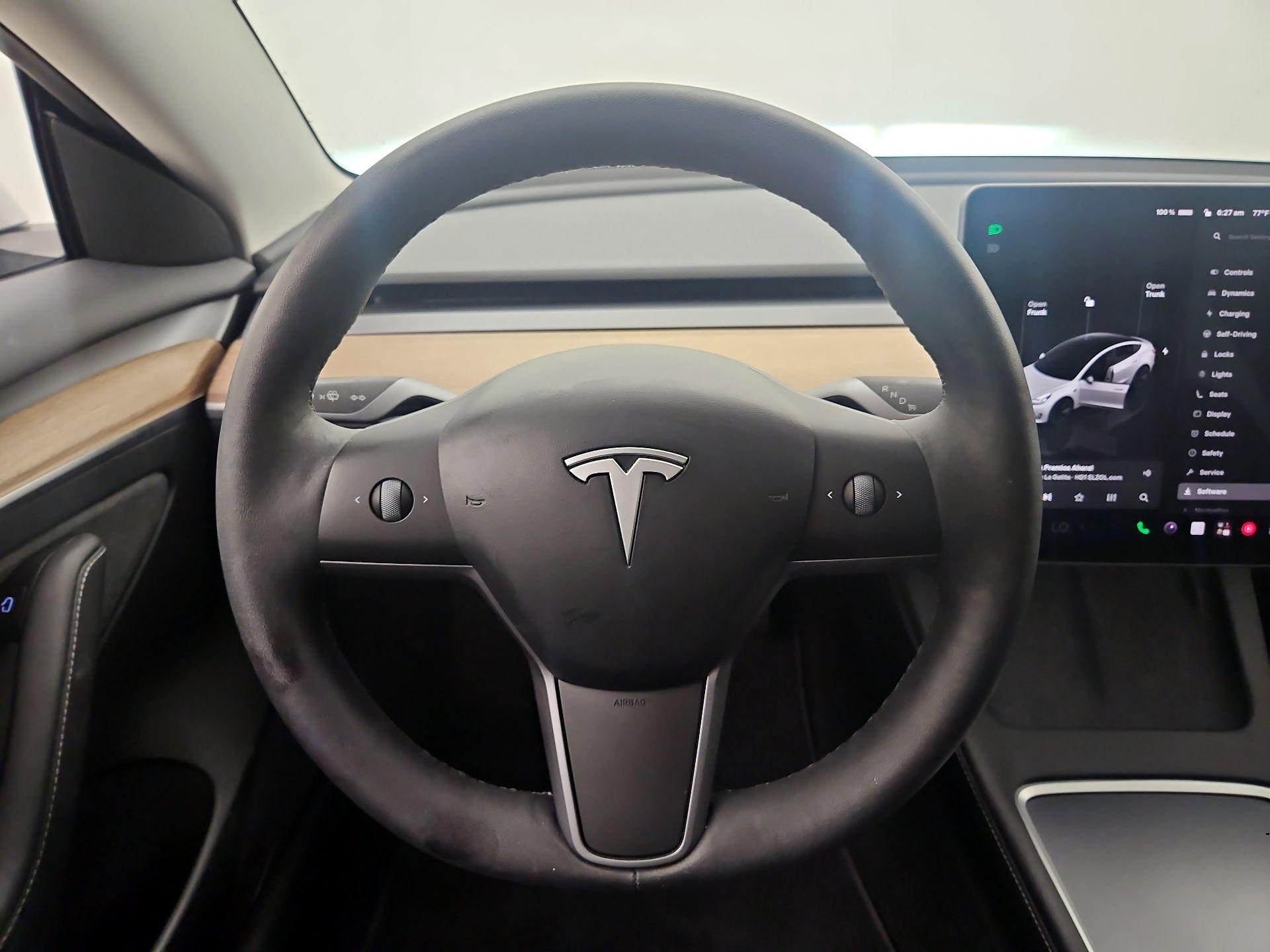 Thumbnail: 2023 Tesla Model 3 - 10