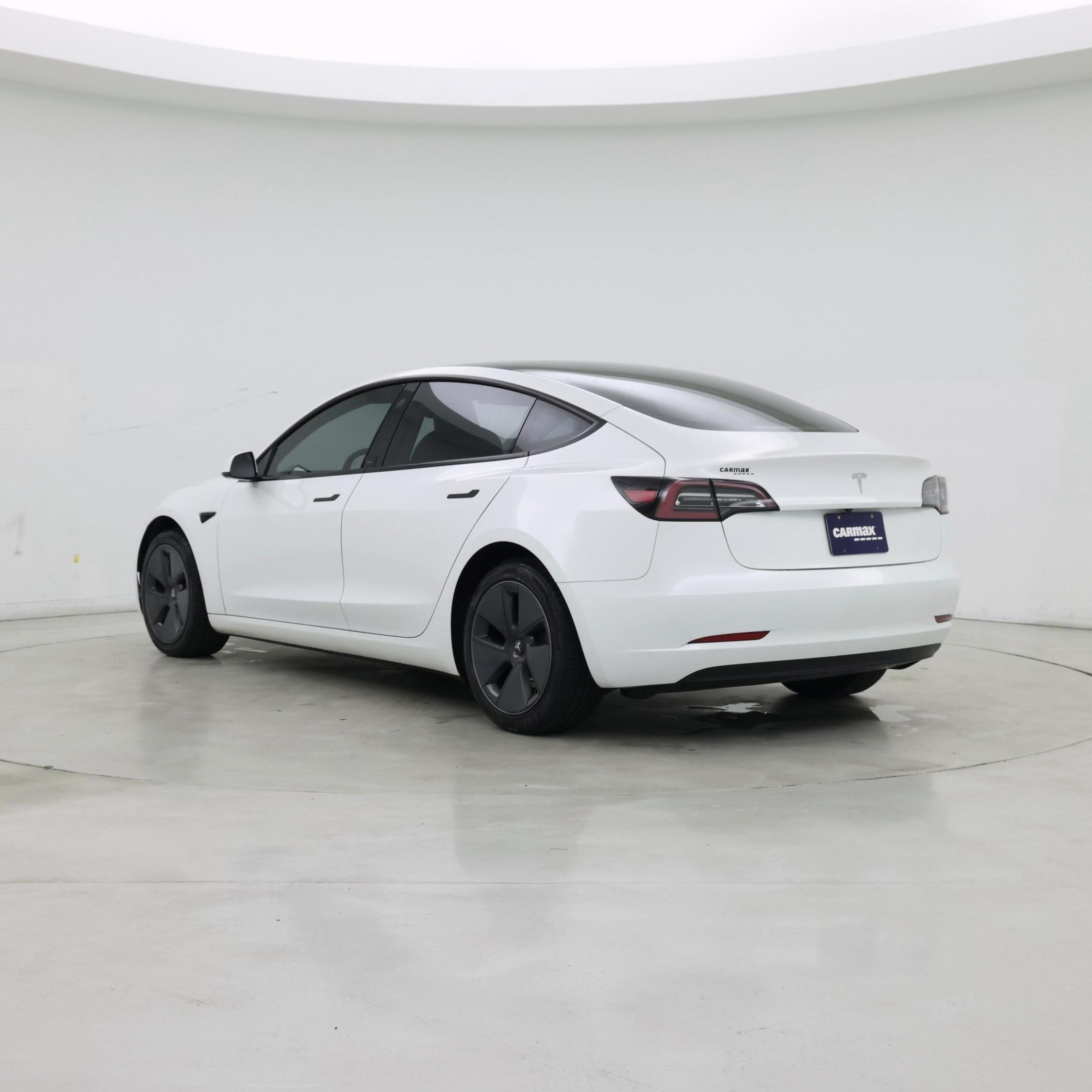 Thumbnail: 2023 Tesla Model 3 - 2