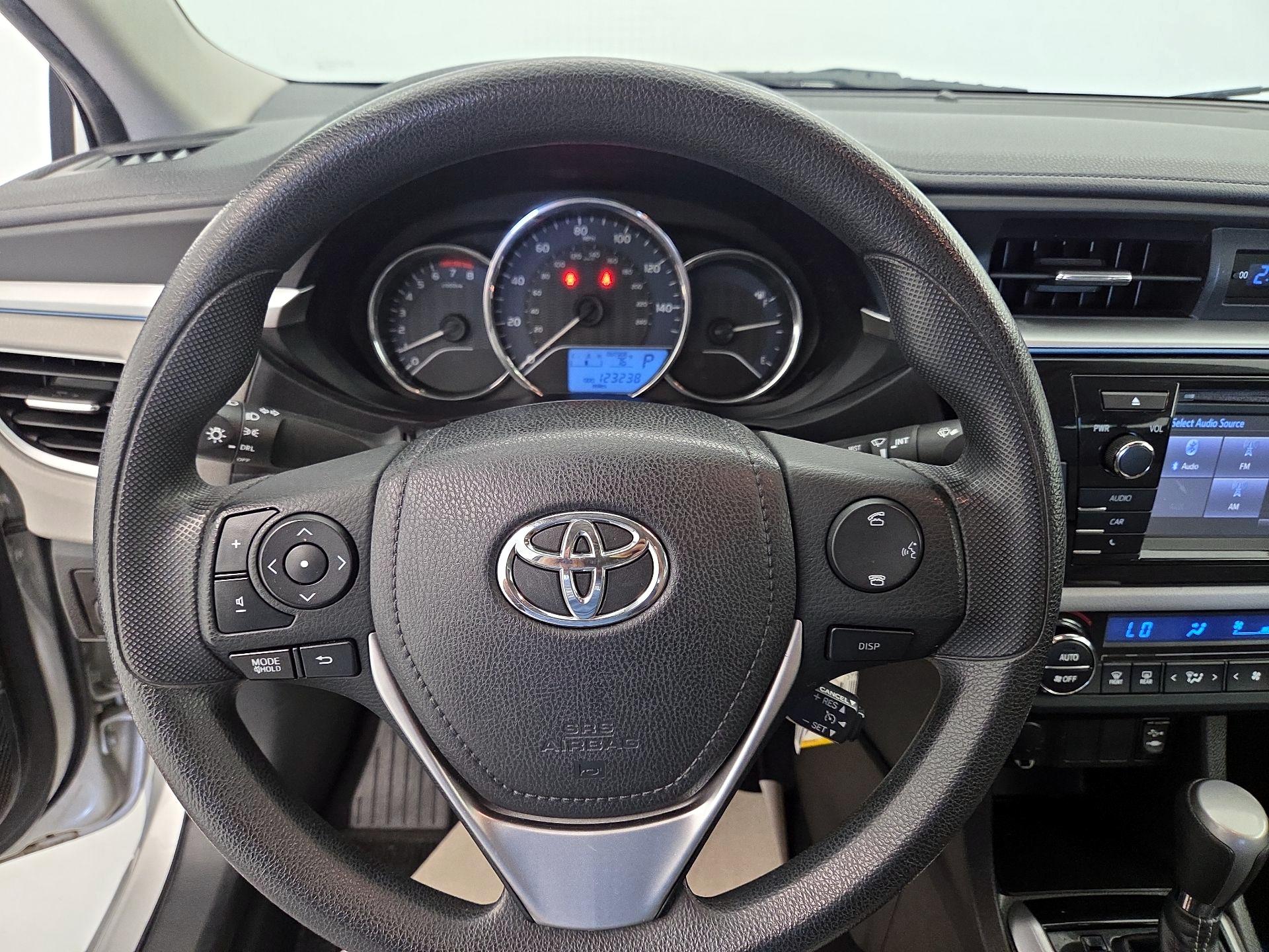 Thumbnail: 2014 Toyota Corolla - 10
