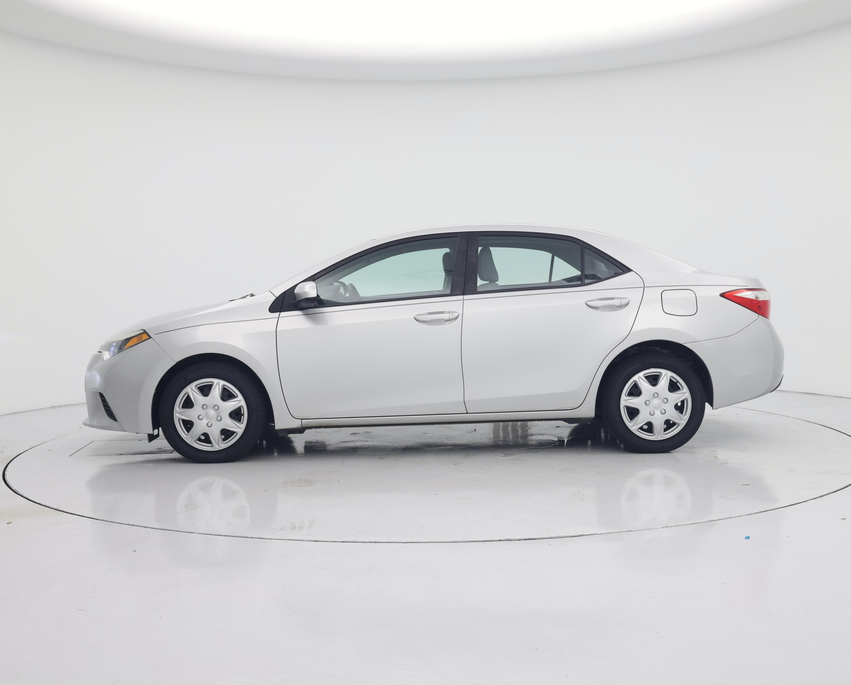 Thumbnail: 2014 Toyota Corolla - 3