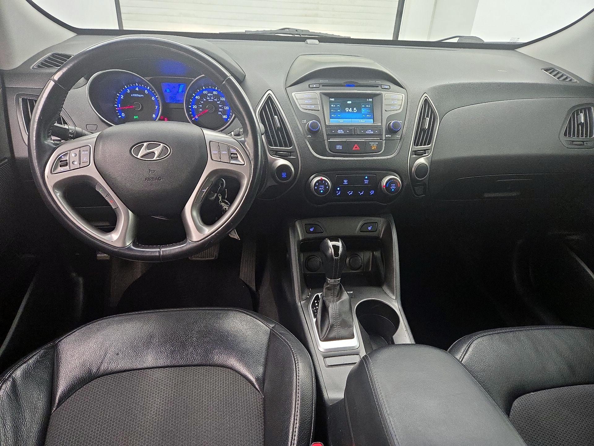 Thumbnail: 2014 Hyundai Tucson - 9