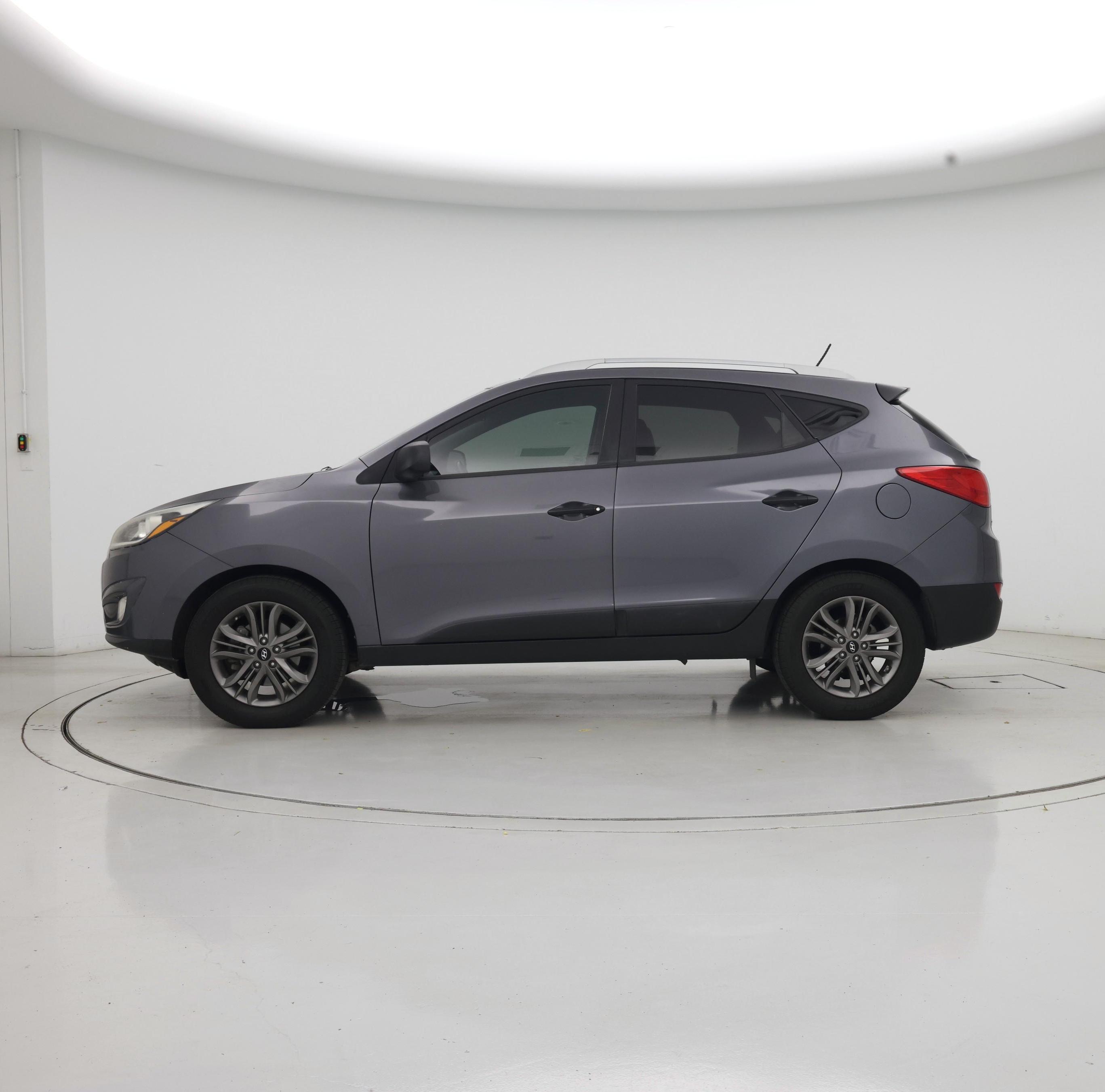 Thumbnail: 2014 Hyundai Tucson - 3