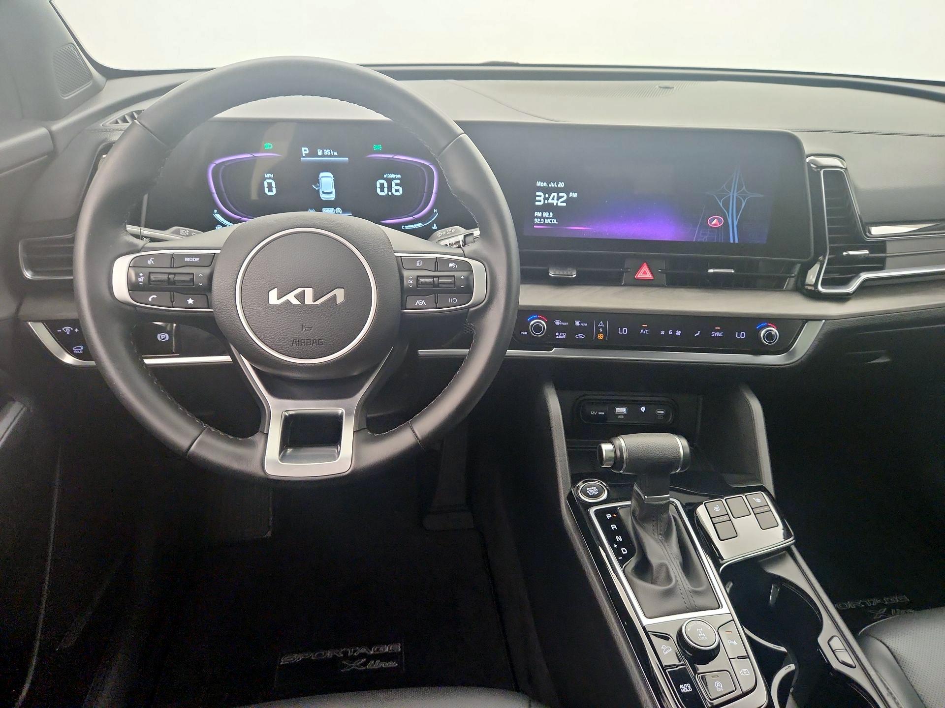 Thumbnail: 2023 Kia Sportage - 10